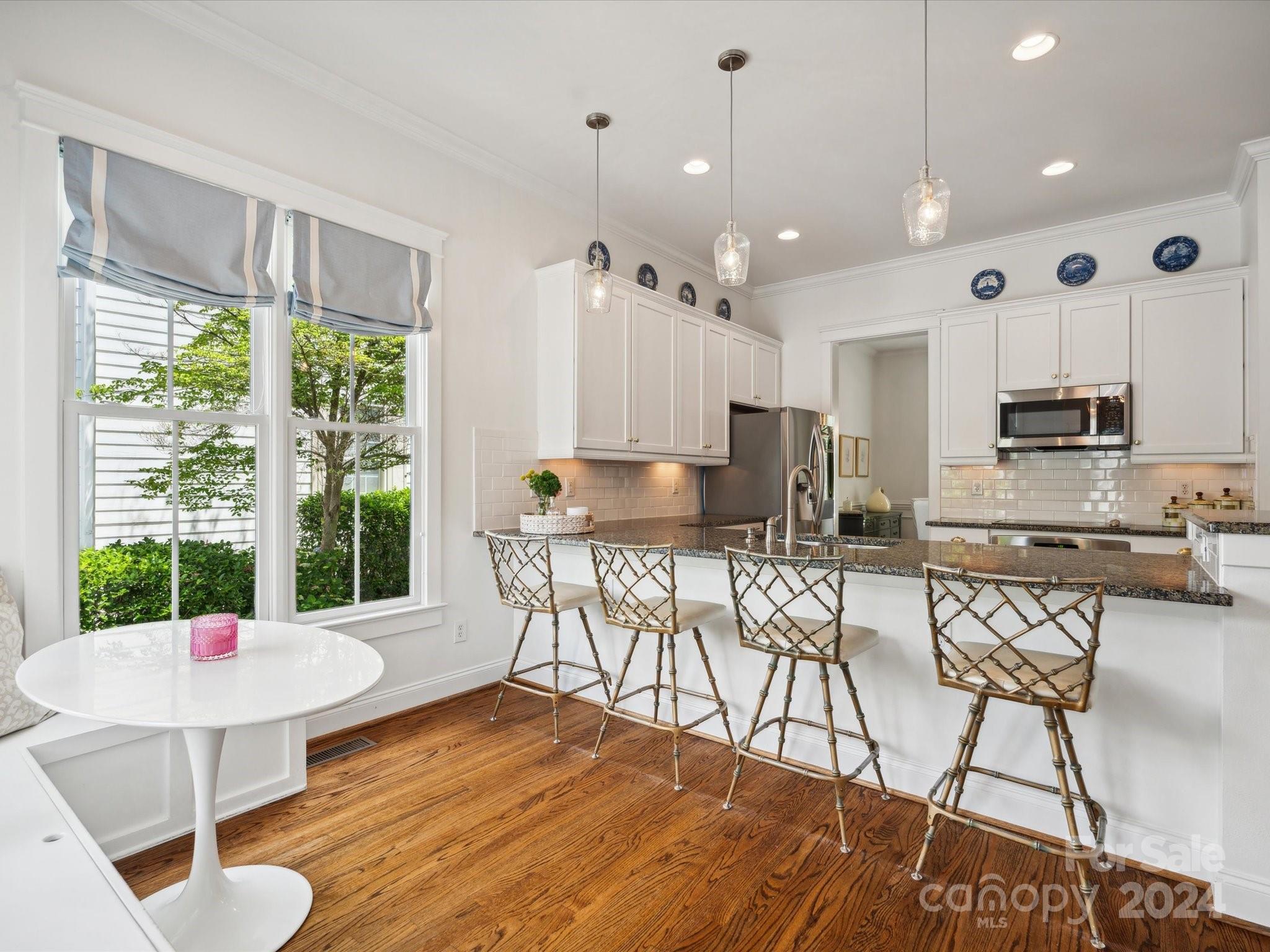 4333 Birkshire Heights