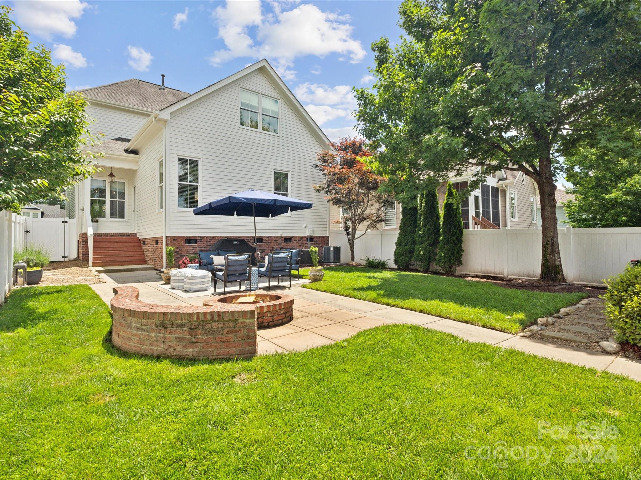 4333 Birkshire Heights