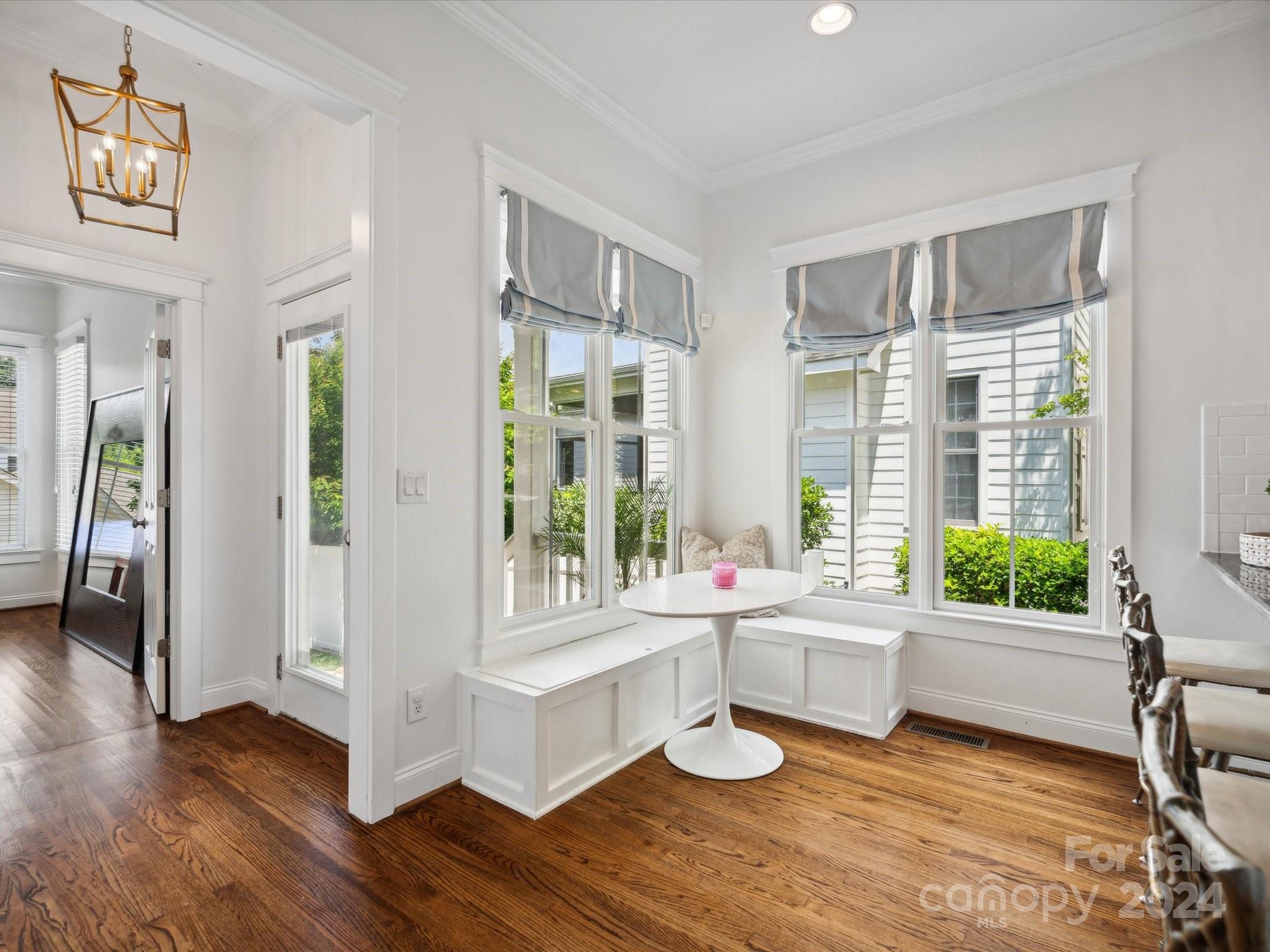 4333 Birkshire Heights