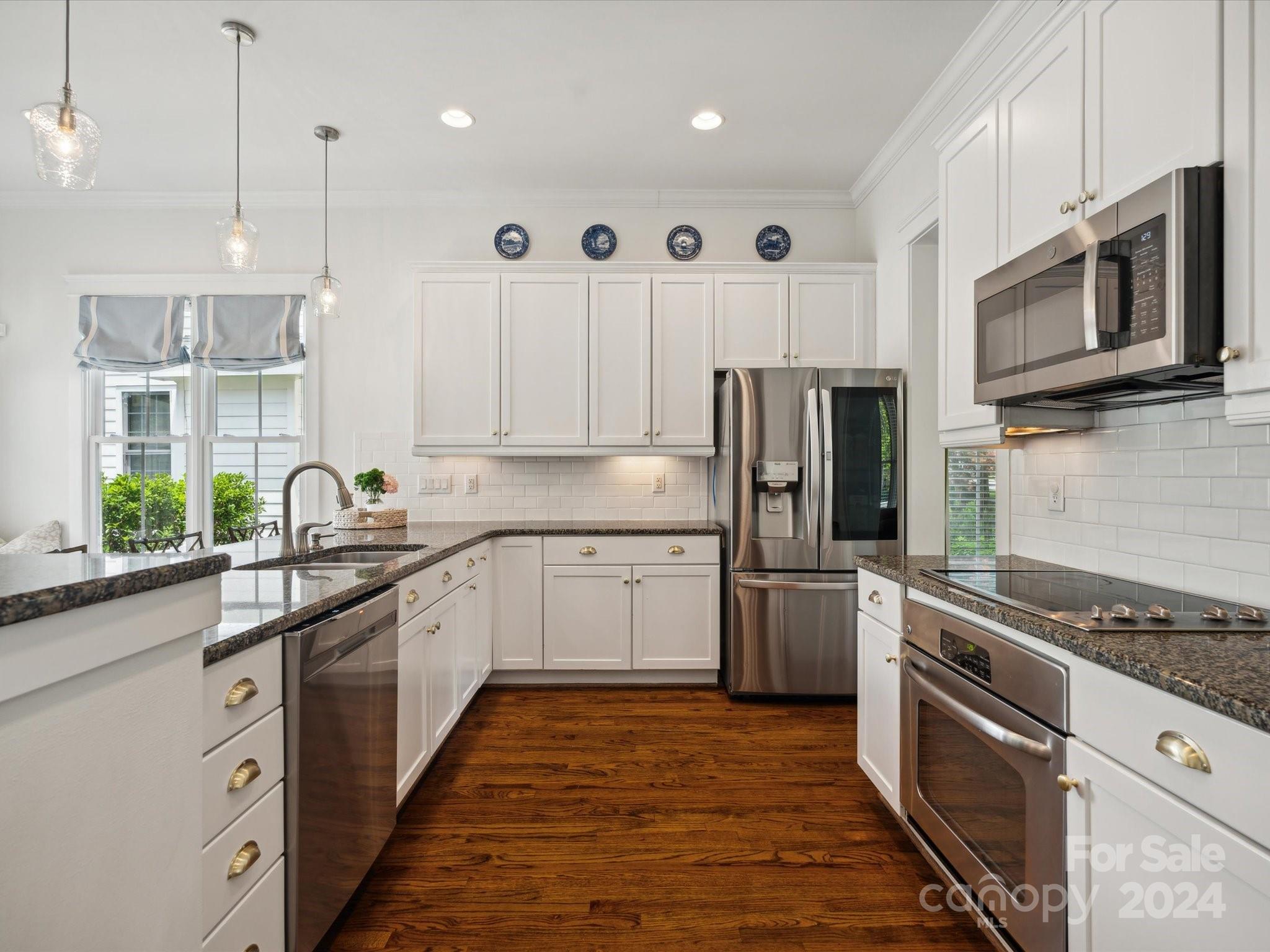 4333 Birkshire Heights