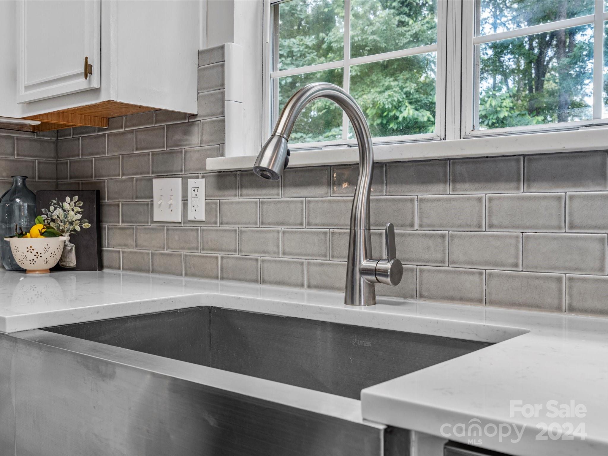 16615 Glenfurness Drive