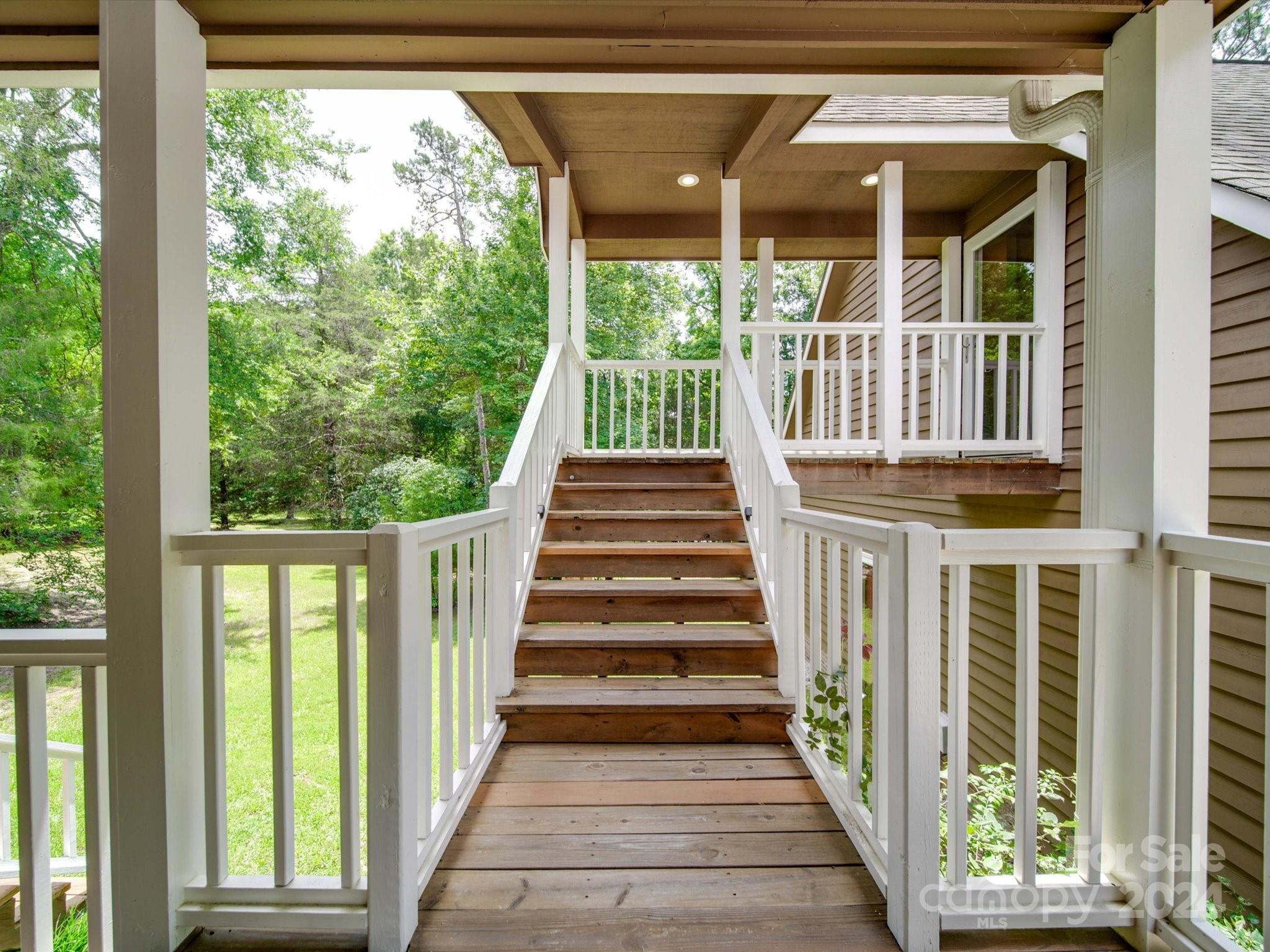 1557 Woodcroft Drive