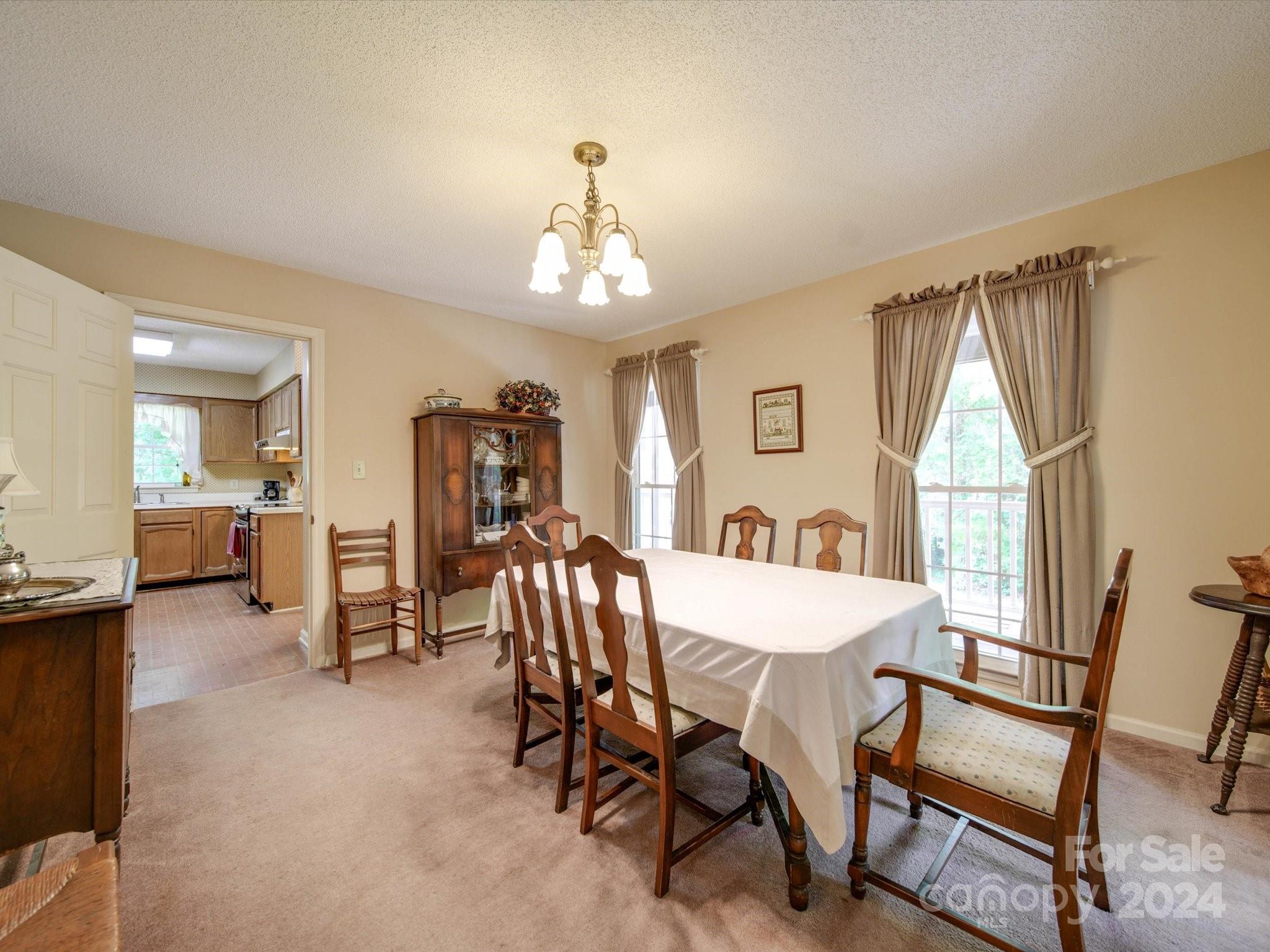 1557 Woodcroft Drive