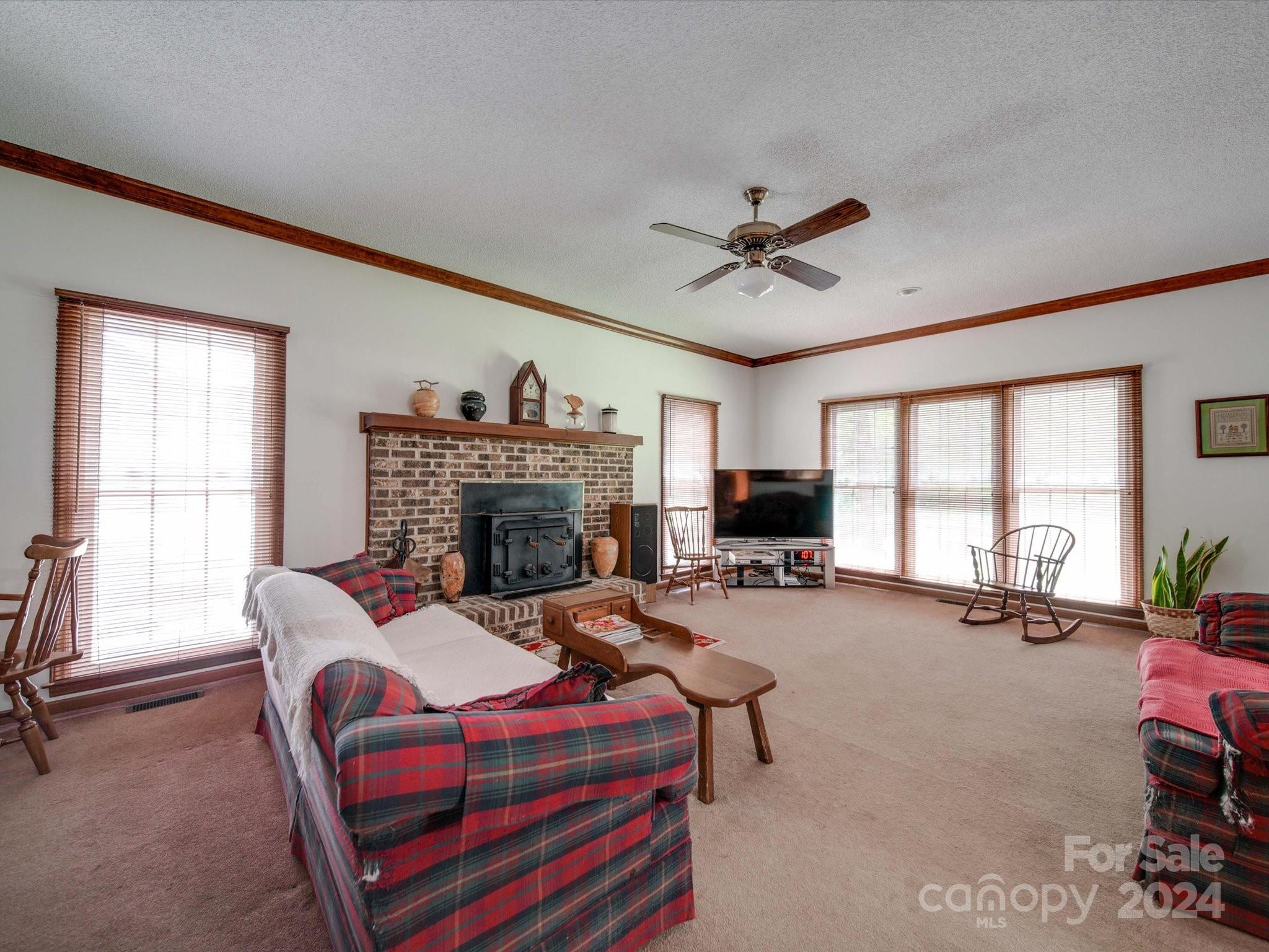 1557 Woodcroft Drive