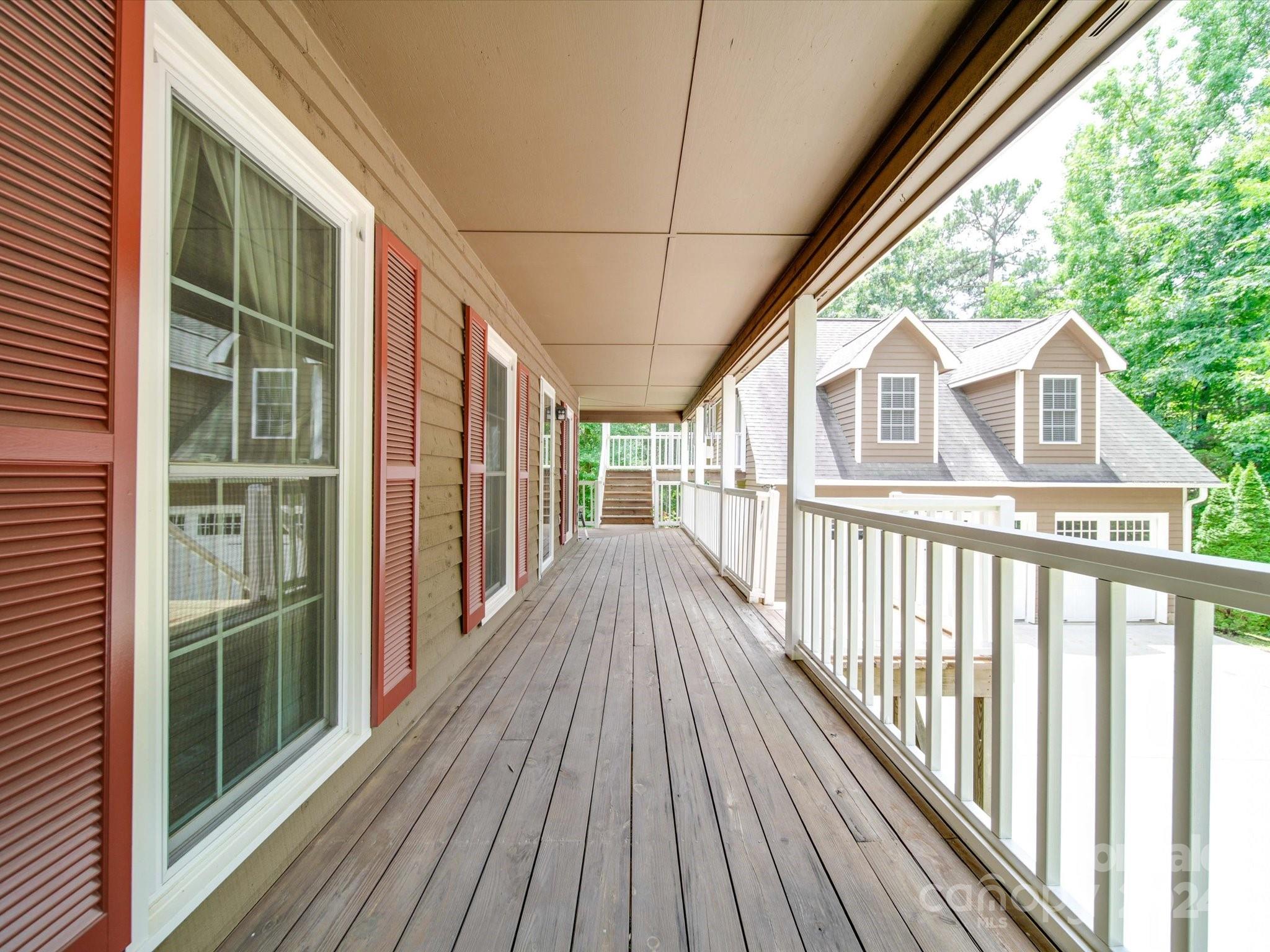 1557 Woodcroft Drive
