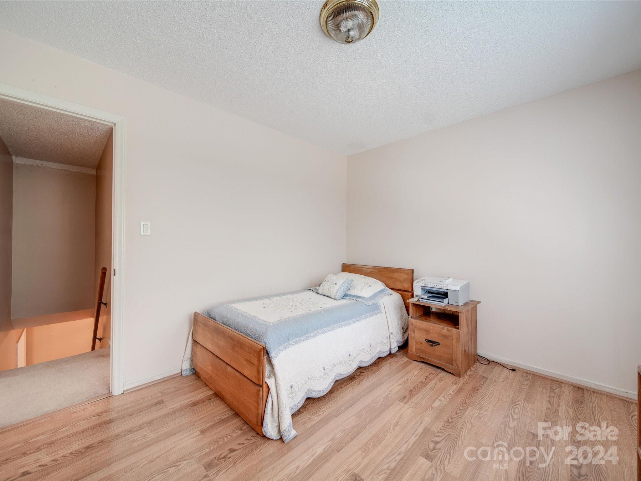1557 Woodcroft Drive