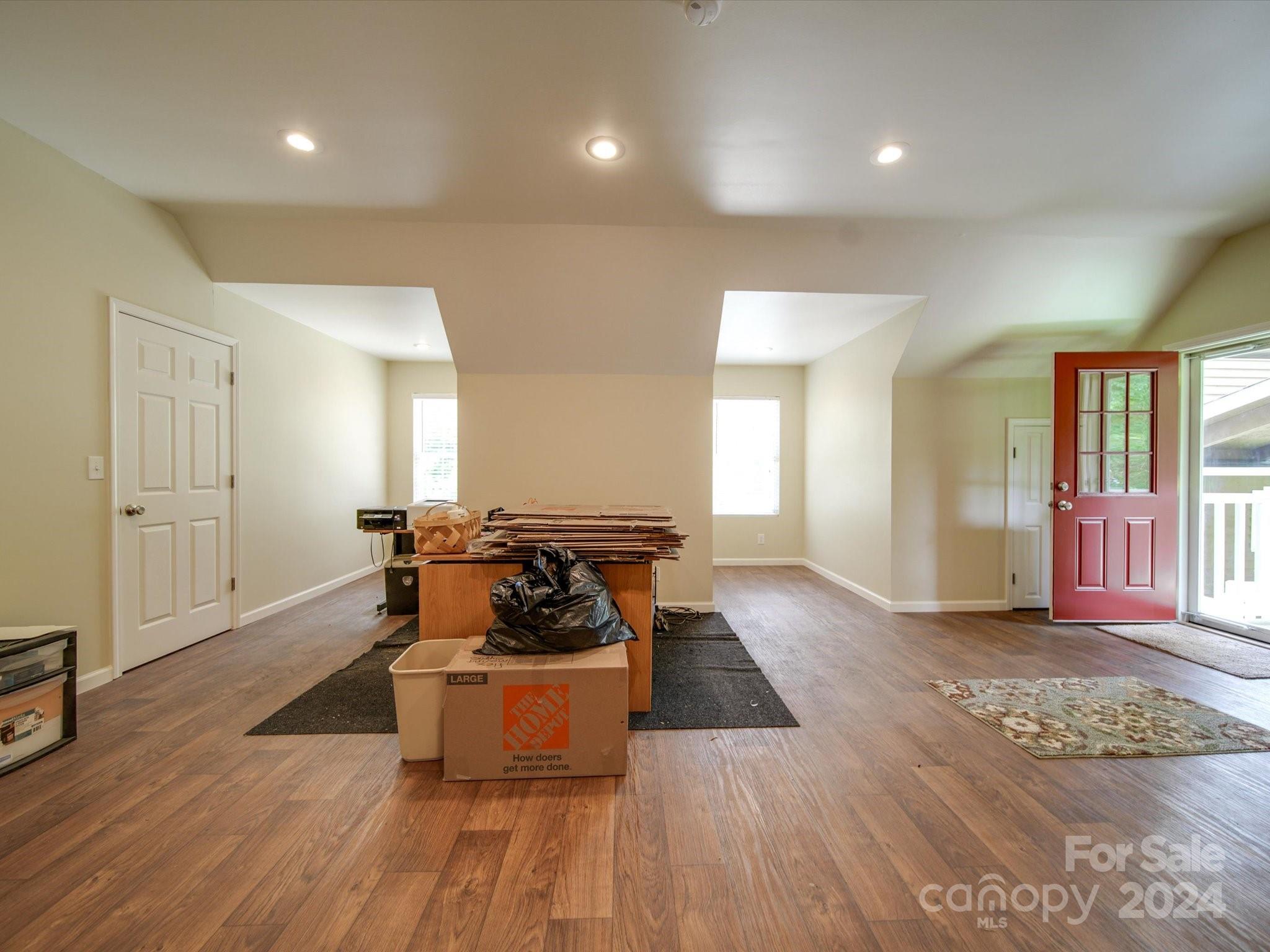 1557 Woodcroft Drive
