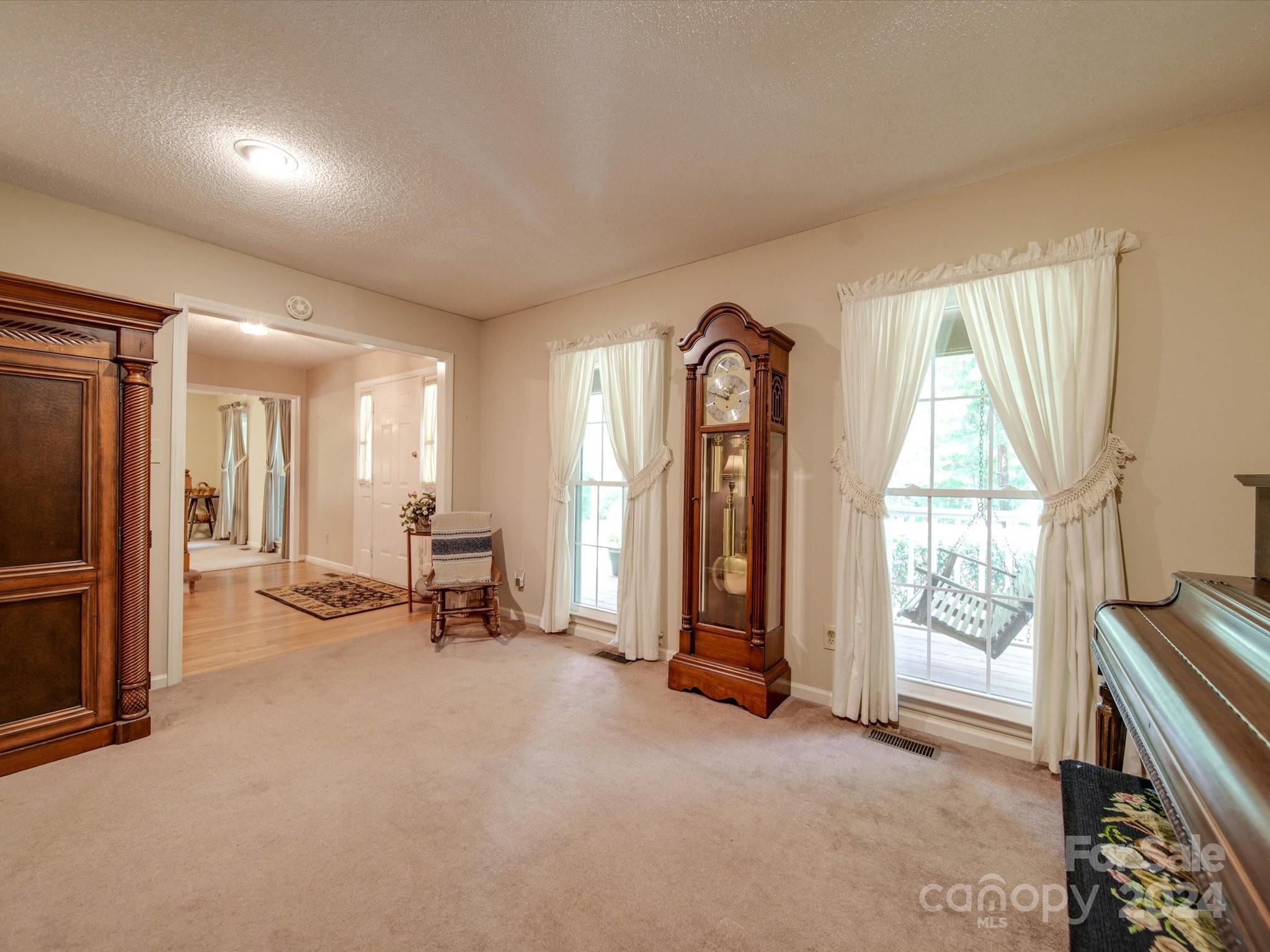 1557 Woodcroft Drive