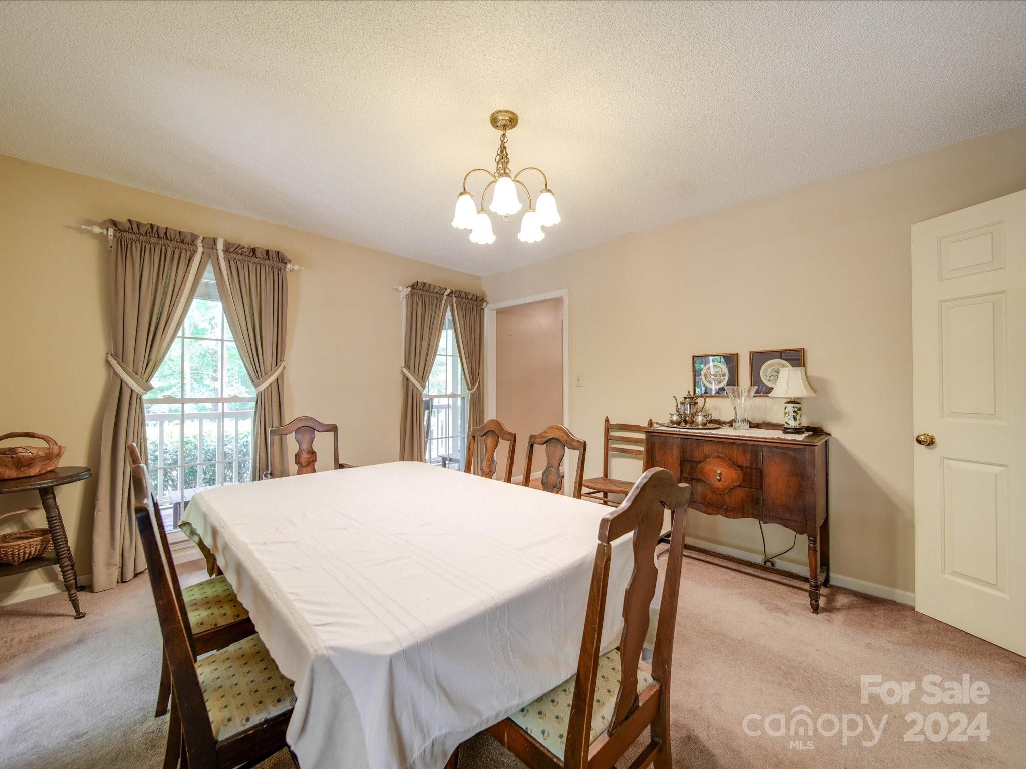 1557 Woodcroft Drive
