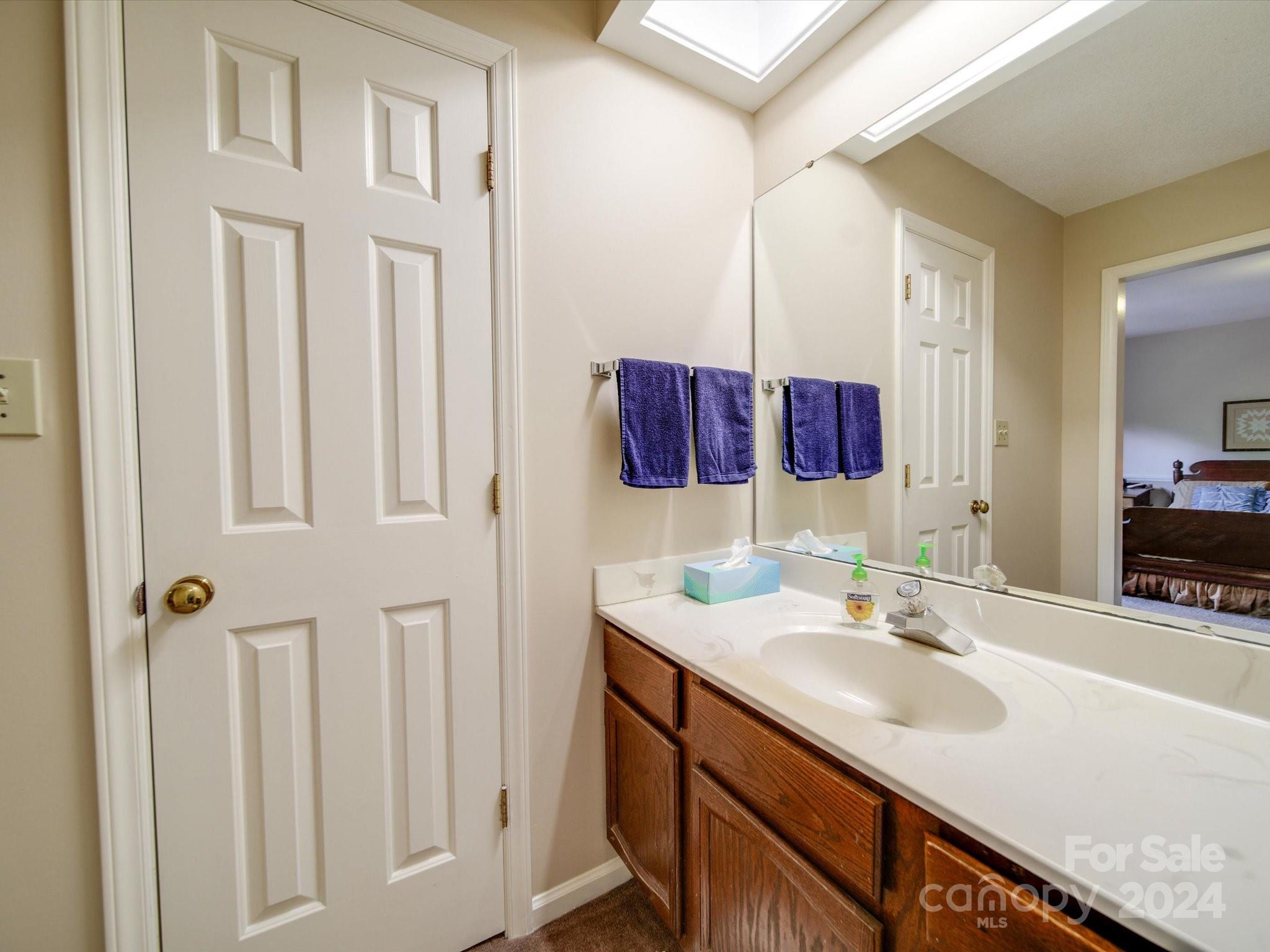 1557 Woodcroft Drive