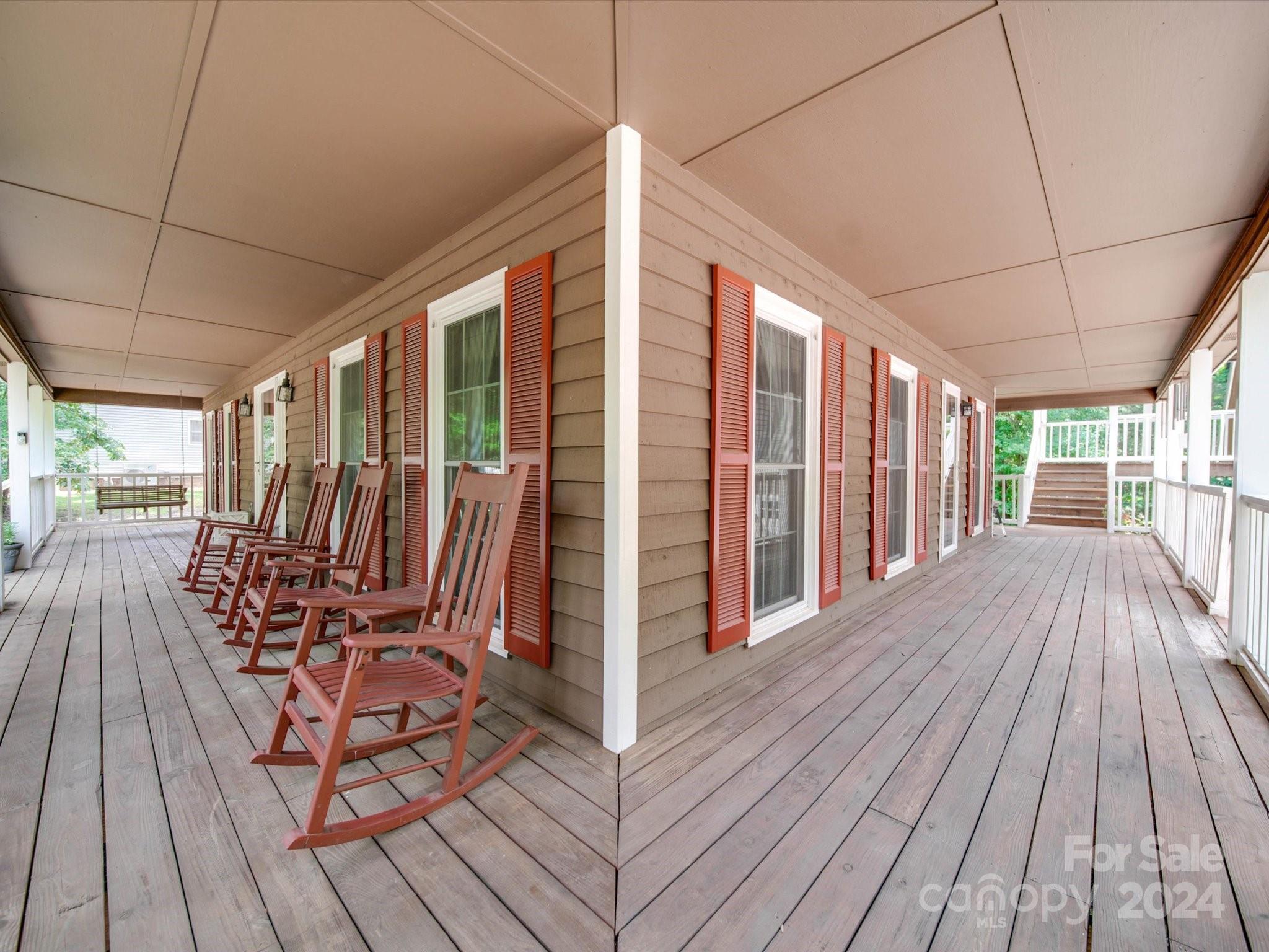 1557 Woodcroft Drive