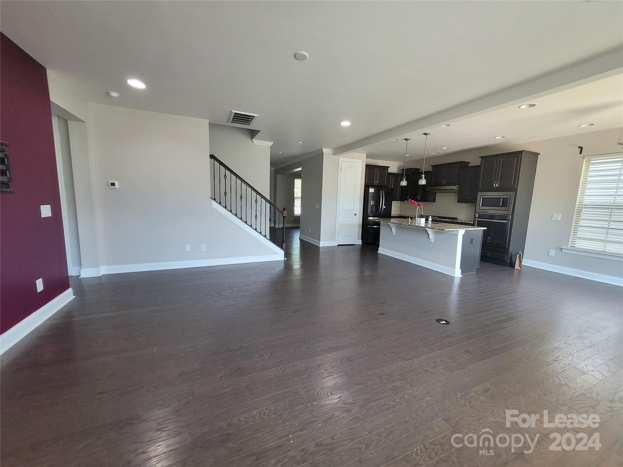 756 Garrett Green Way