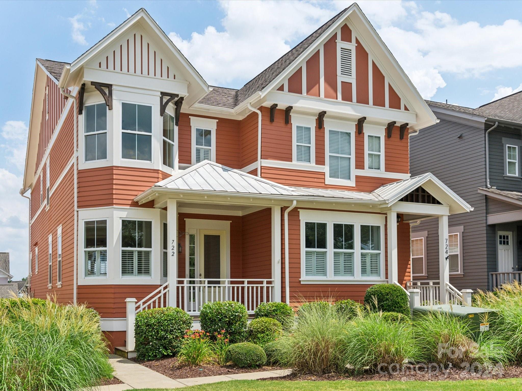 722 Waterscape Court