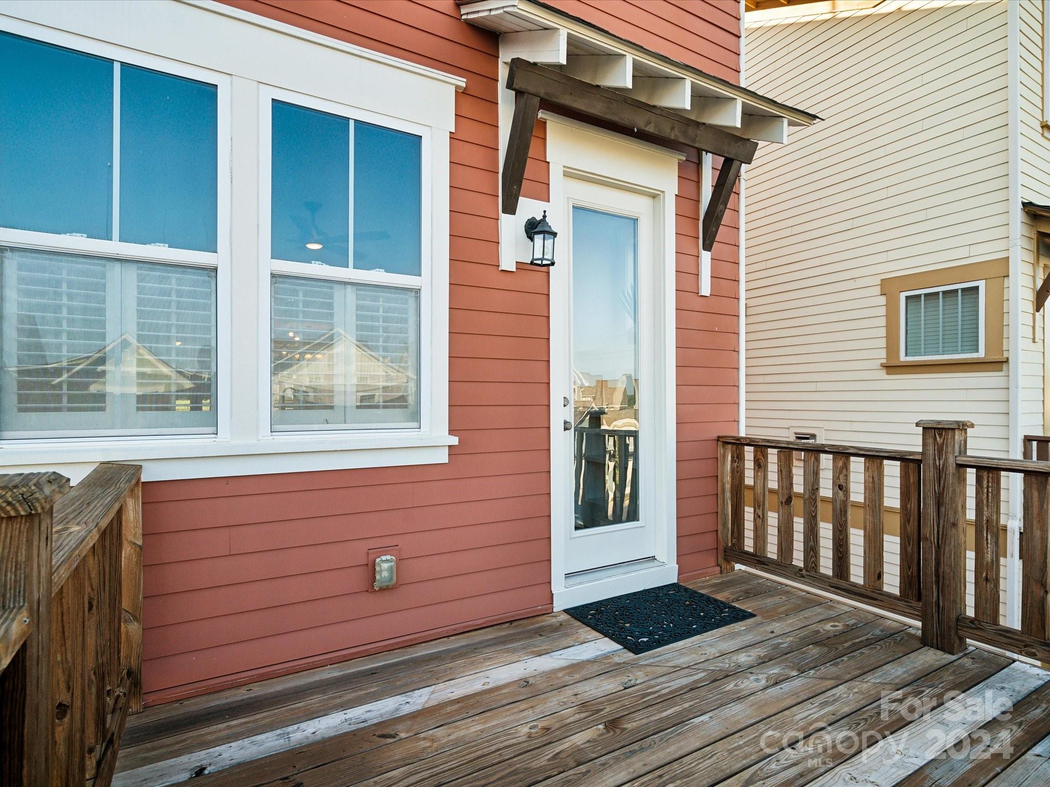 722 Waterscape Court