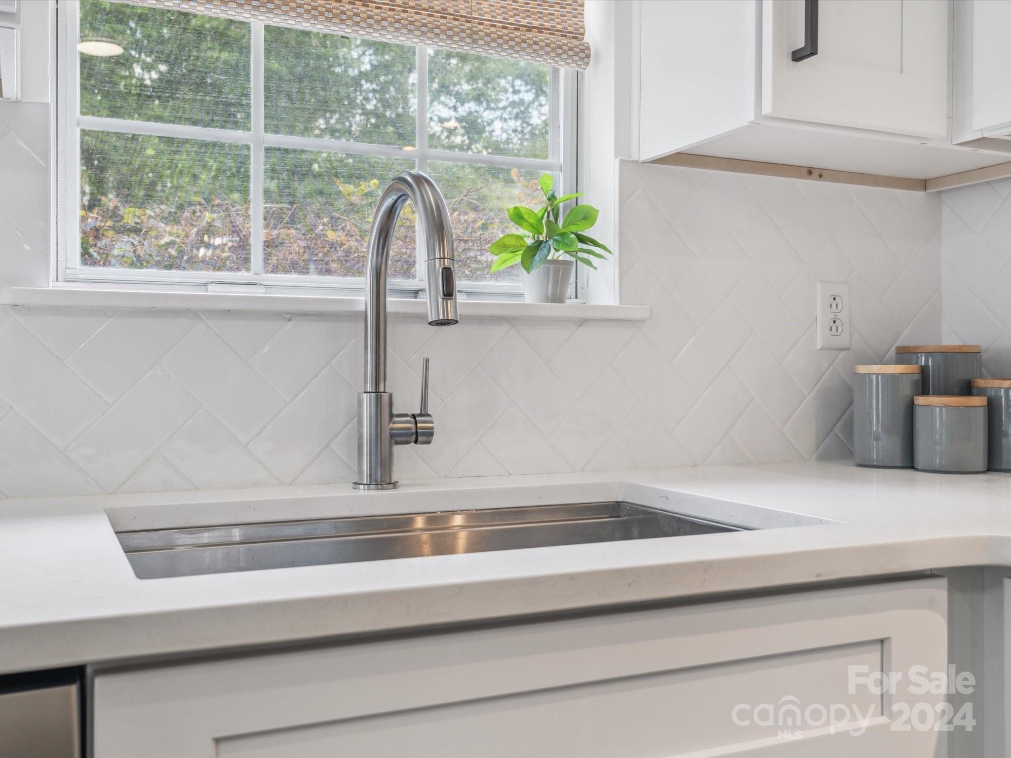 8531 Albury Walk Lane