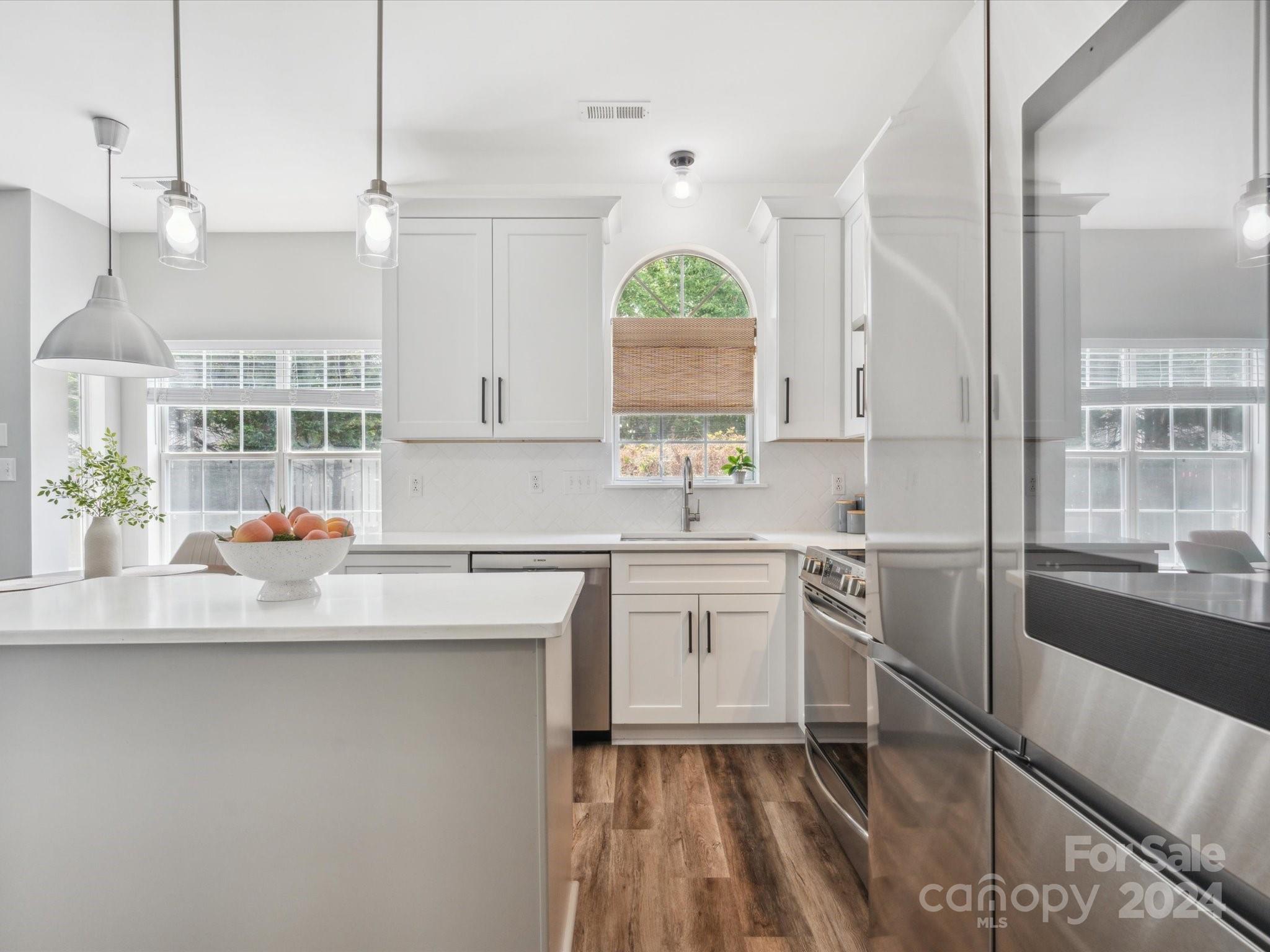 8531 Albury Walk Lane