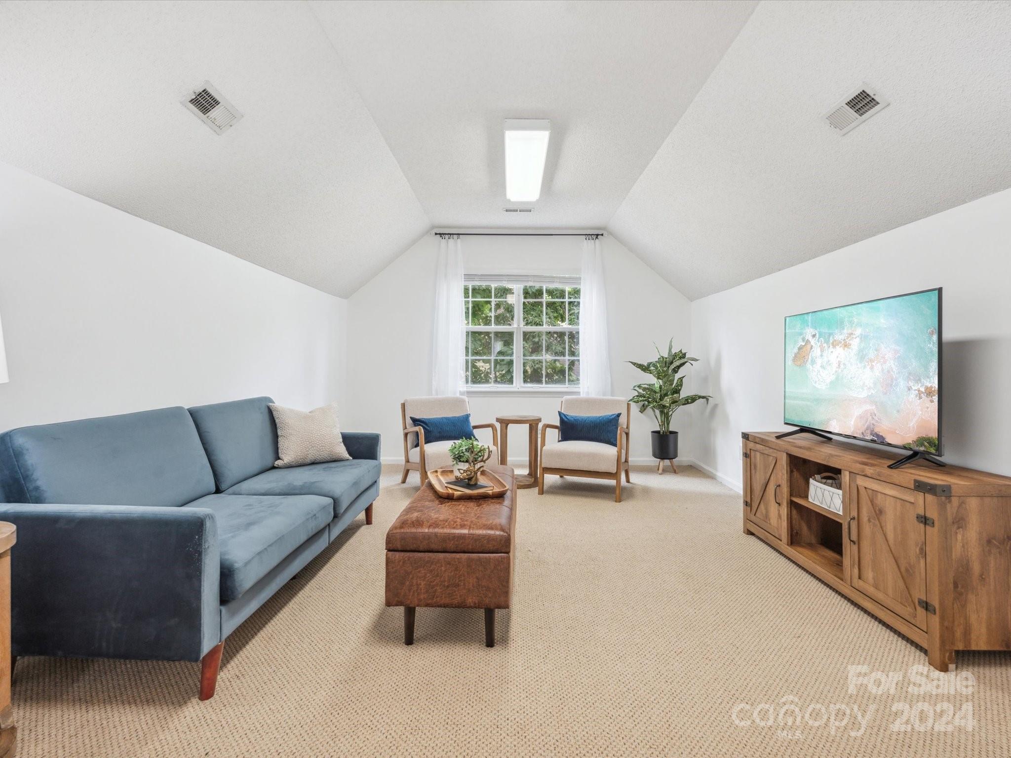 8531 Albury Walk Lane