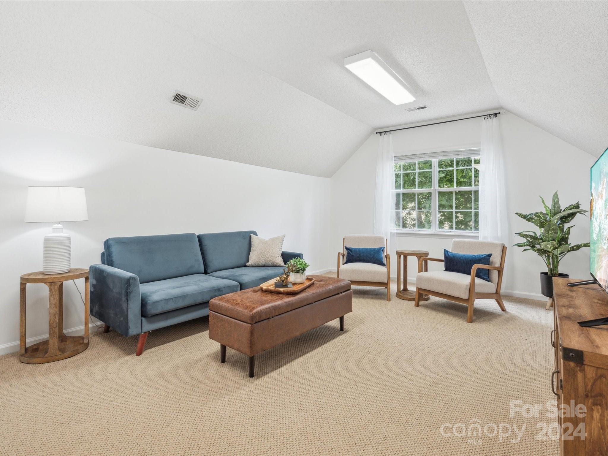 8531 Albury Walk Lane