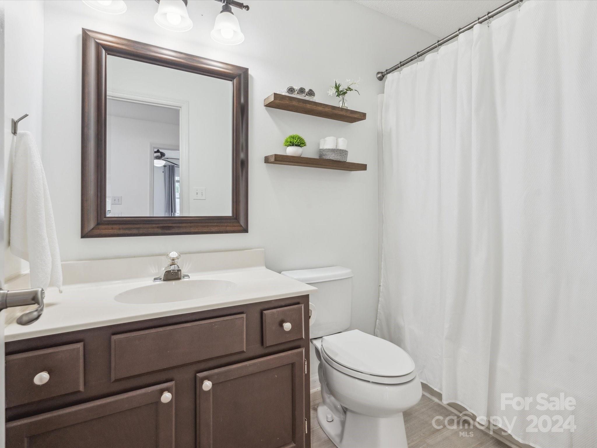 8531 Albury Walk Lane