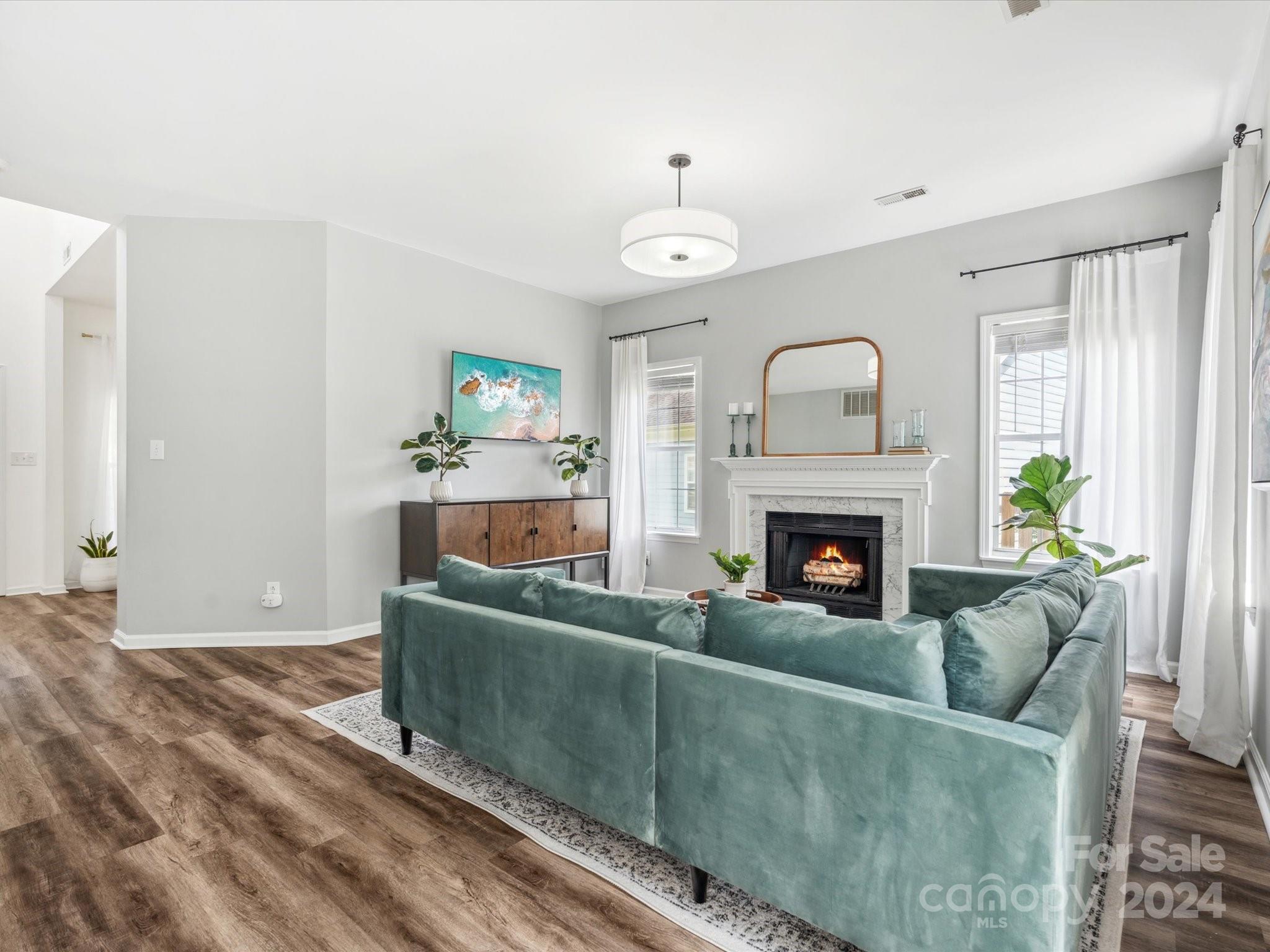 8531 Albury Walk Lane