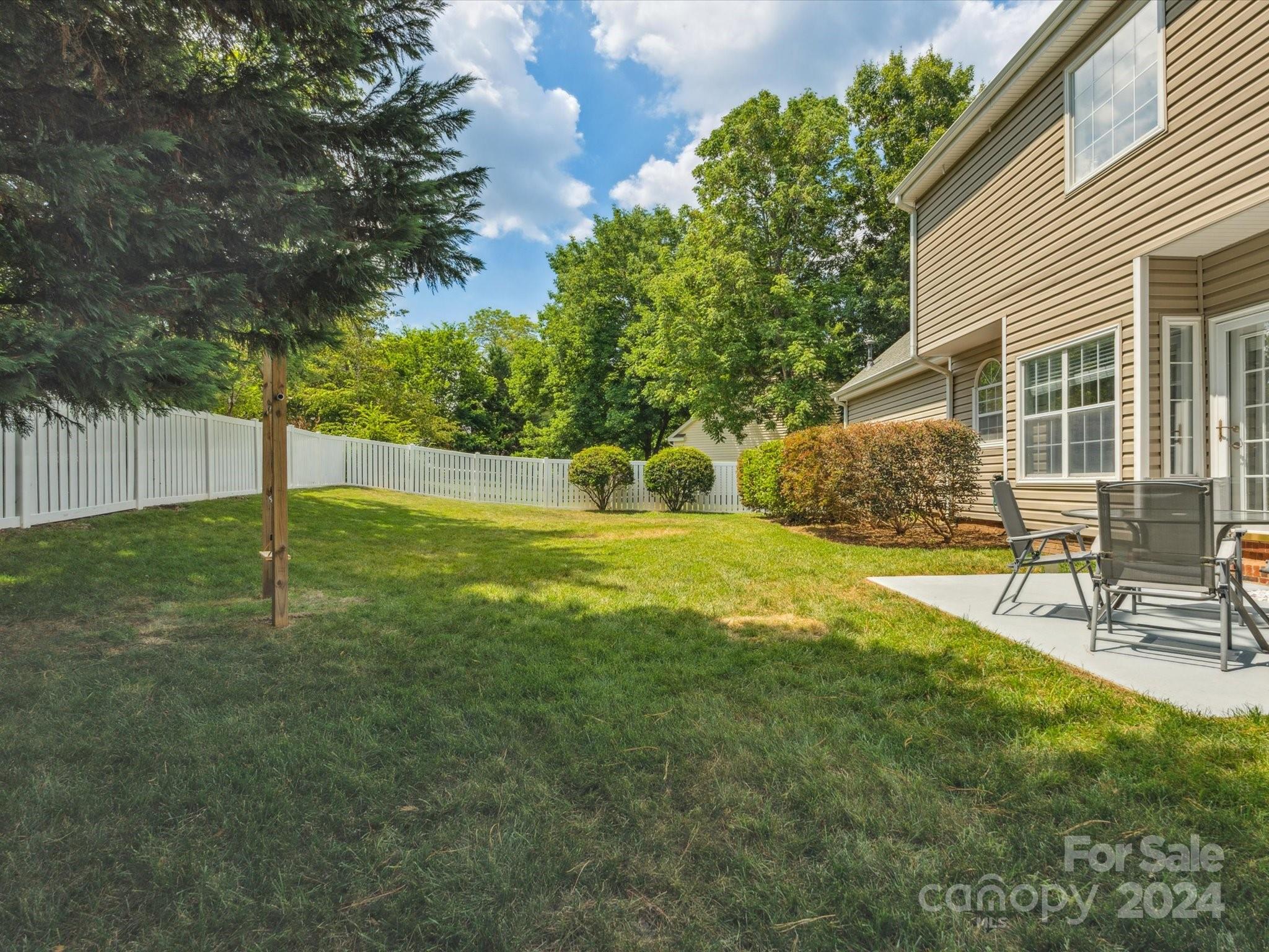 8531 Albury Walk Lane