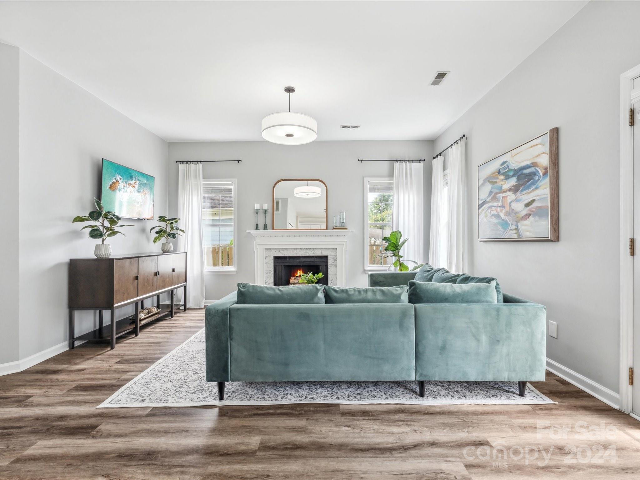 8531 Albury Walk Lane