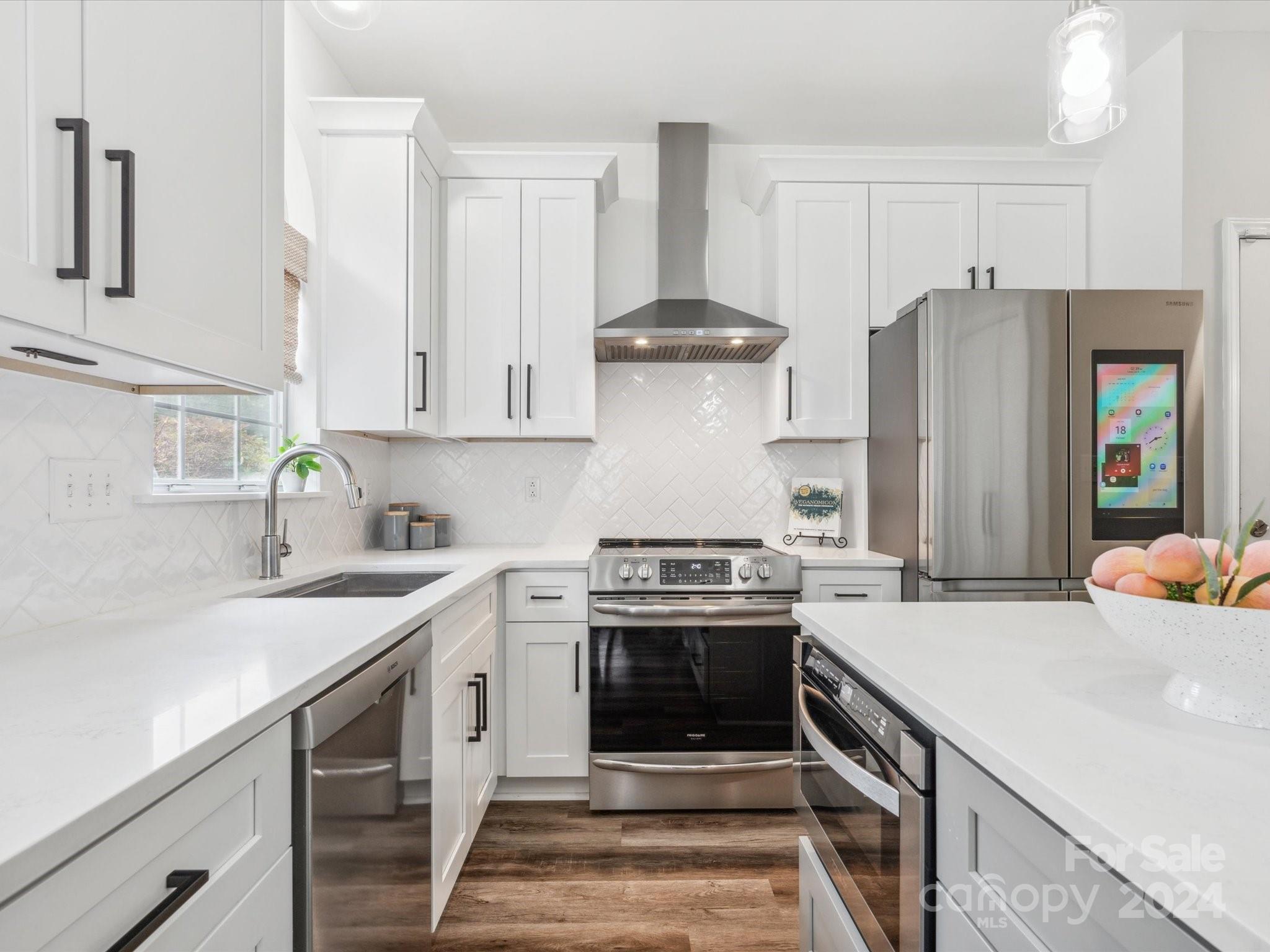 8531 Albury Walk Lane