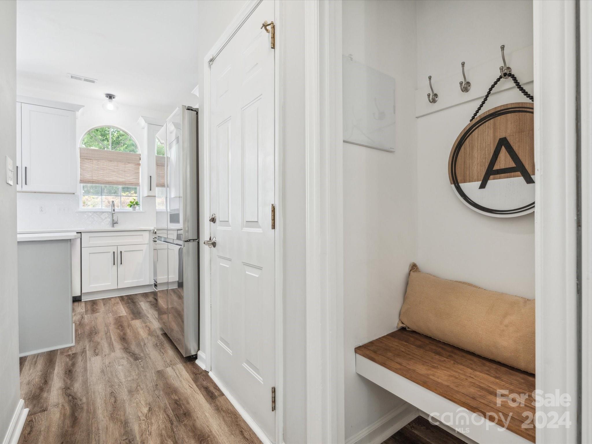 8531 Albury Walk Lane