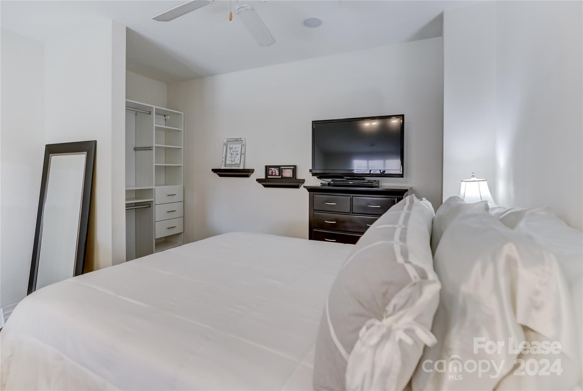 115 E Park Avenue Unit: 412