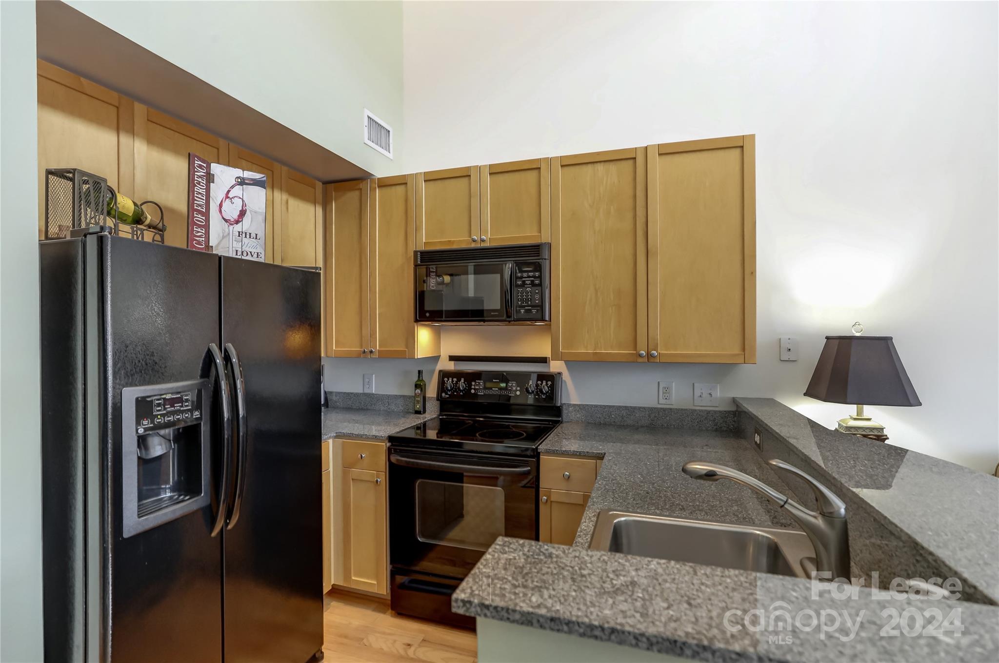 115 E Park Avenue Unit: 412