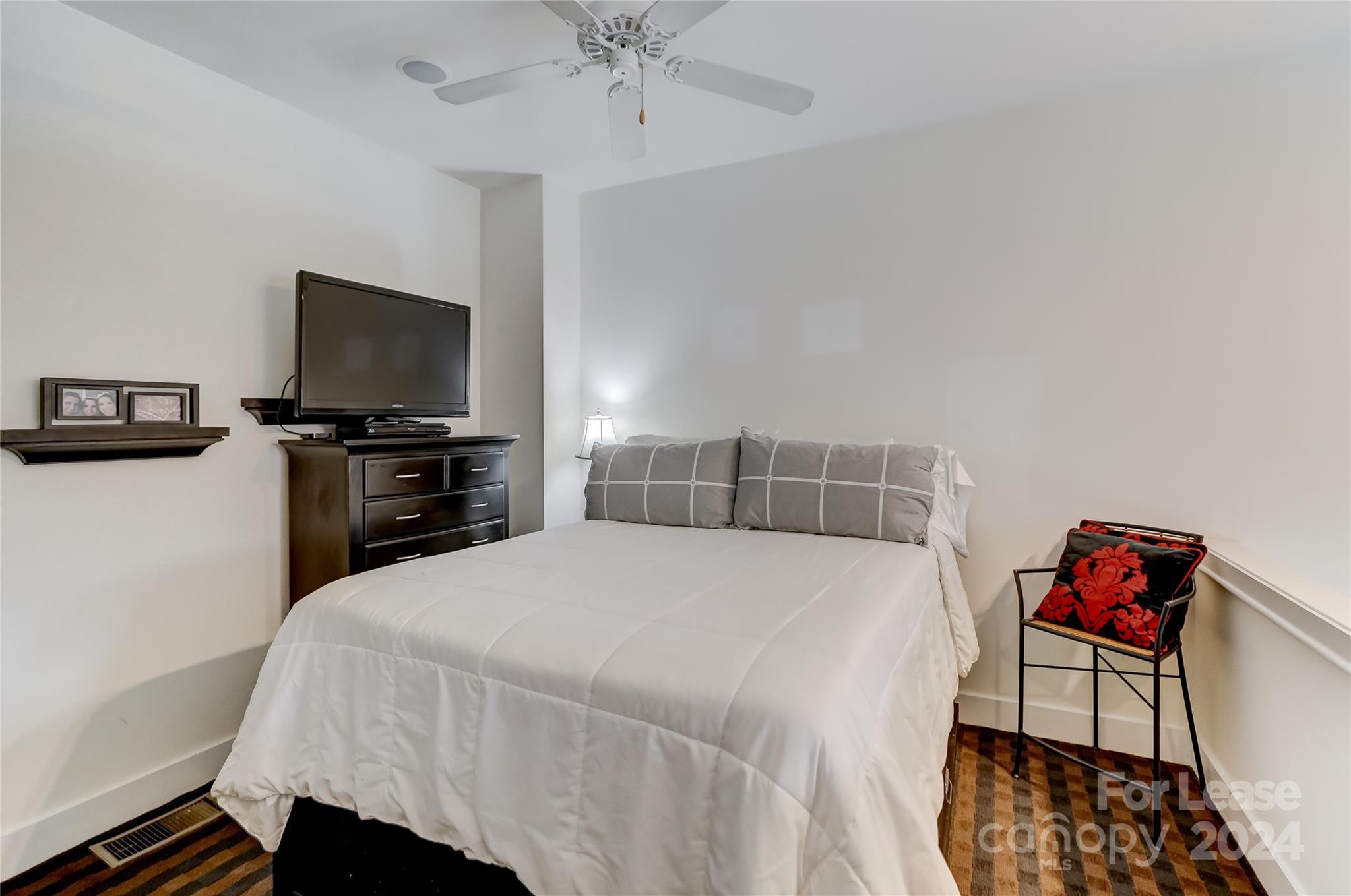115 E Park Avenue Unit: 412