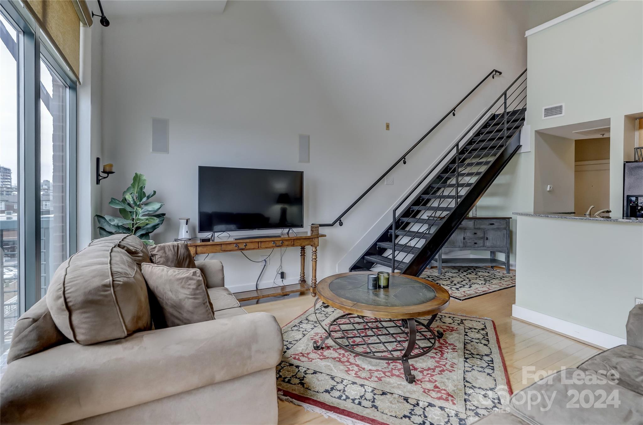 115 E Park Avenue Unit: 412