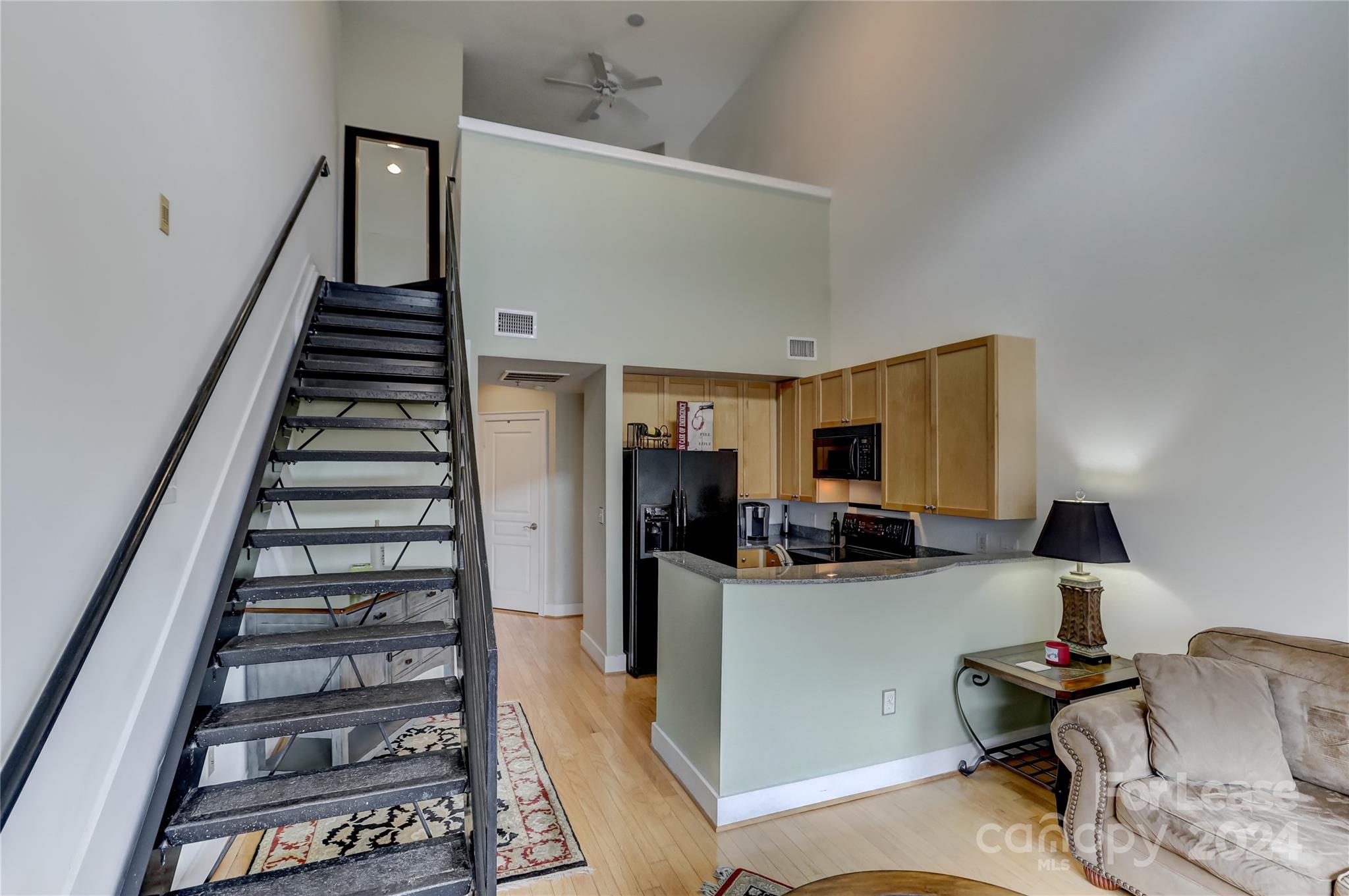 115 E Park Avenue Unit: 412