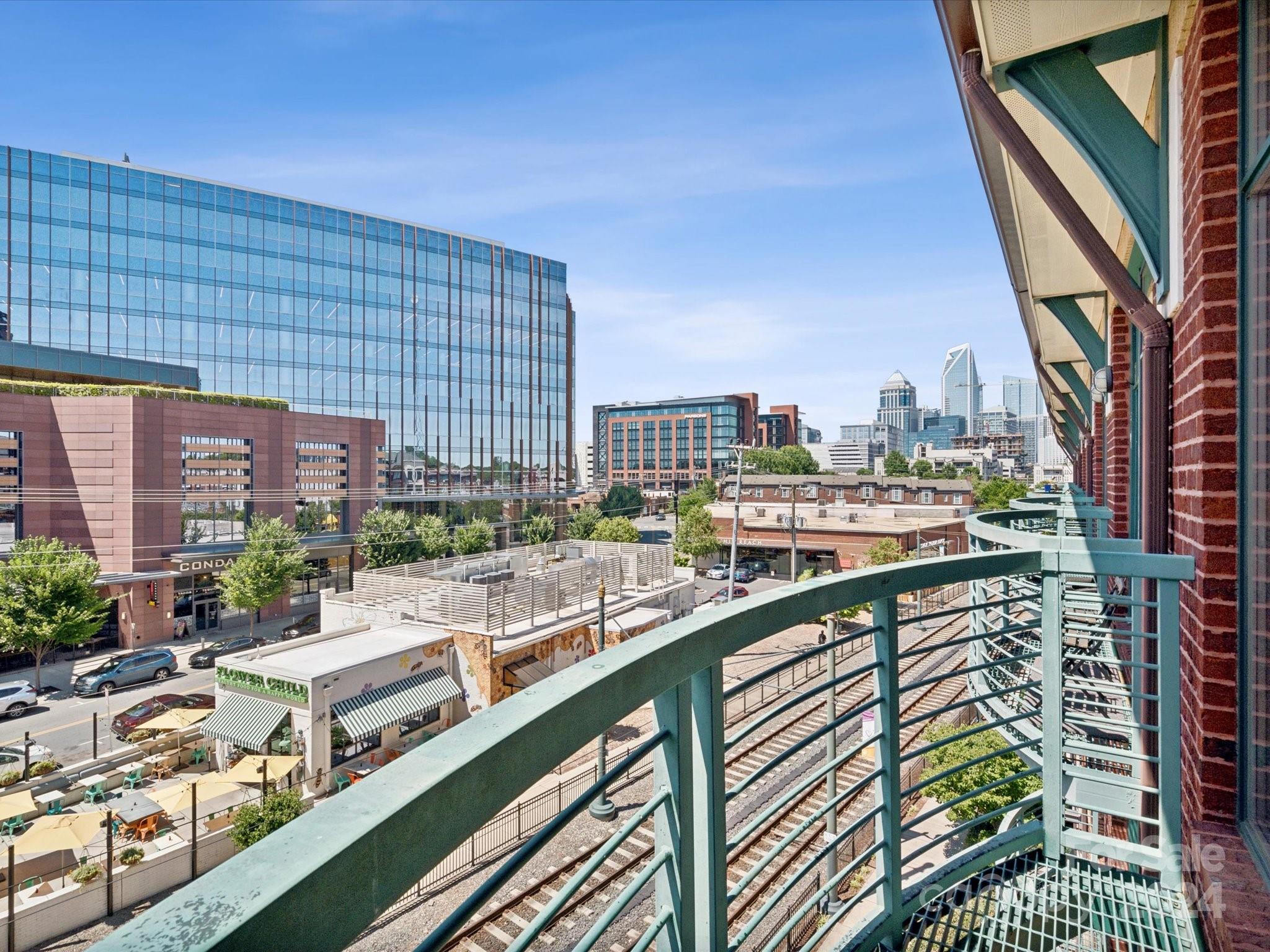 115 E Park Avenue Unit: 412