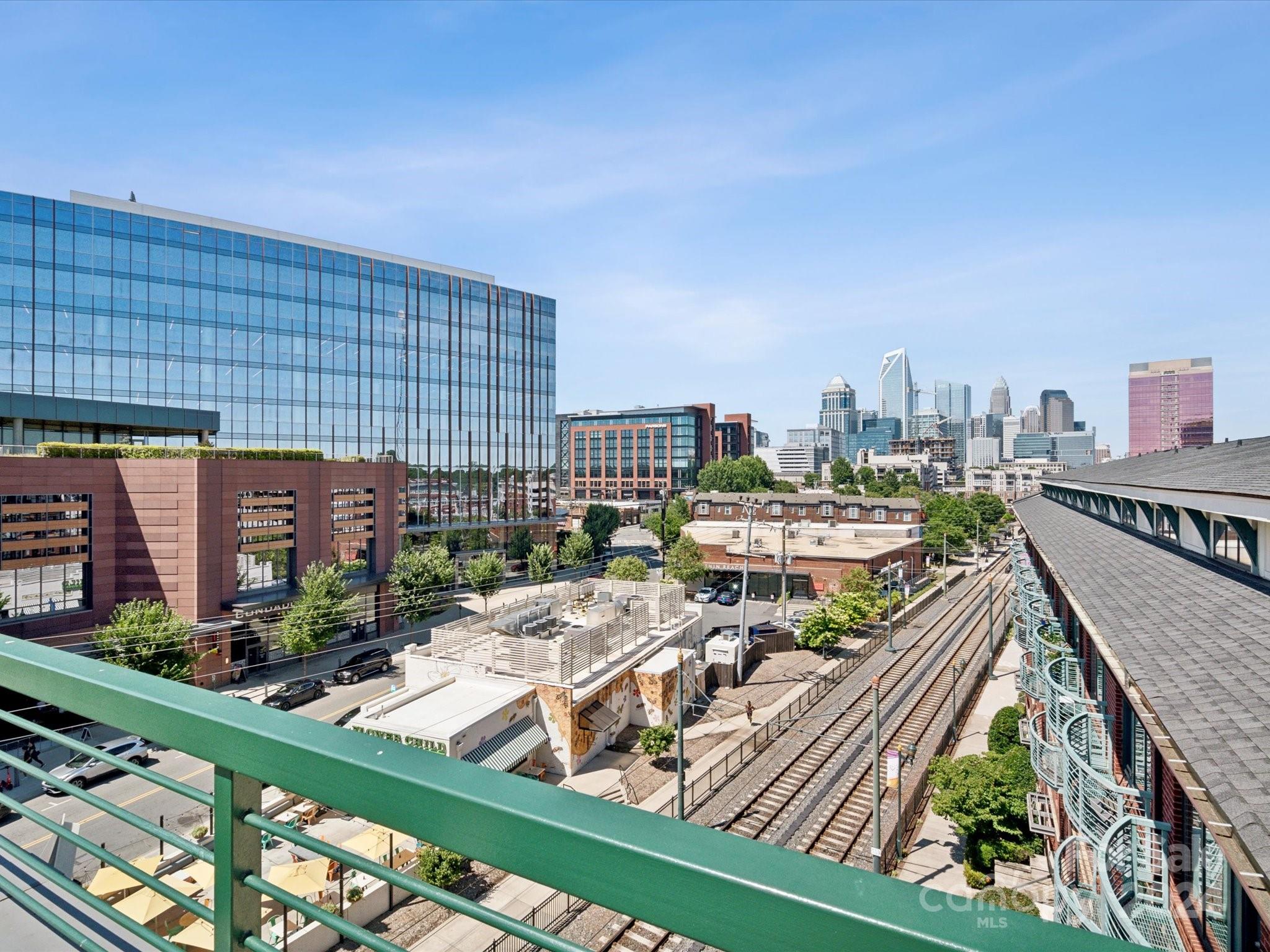 115 E Park Avenue Unit: 412