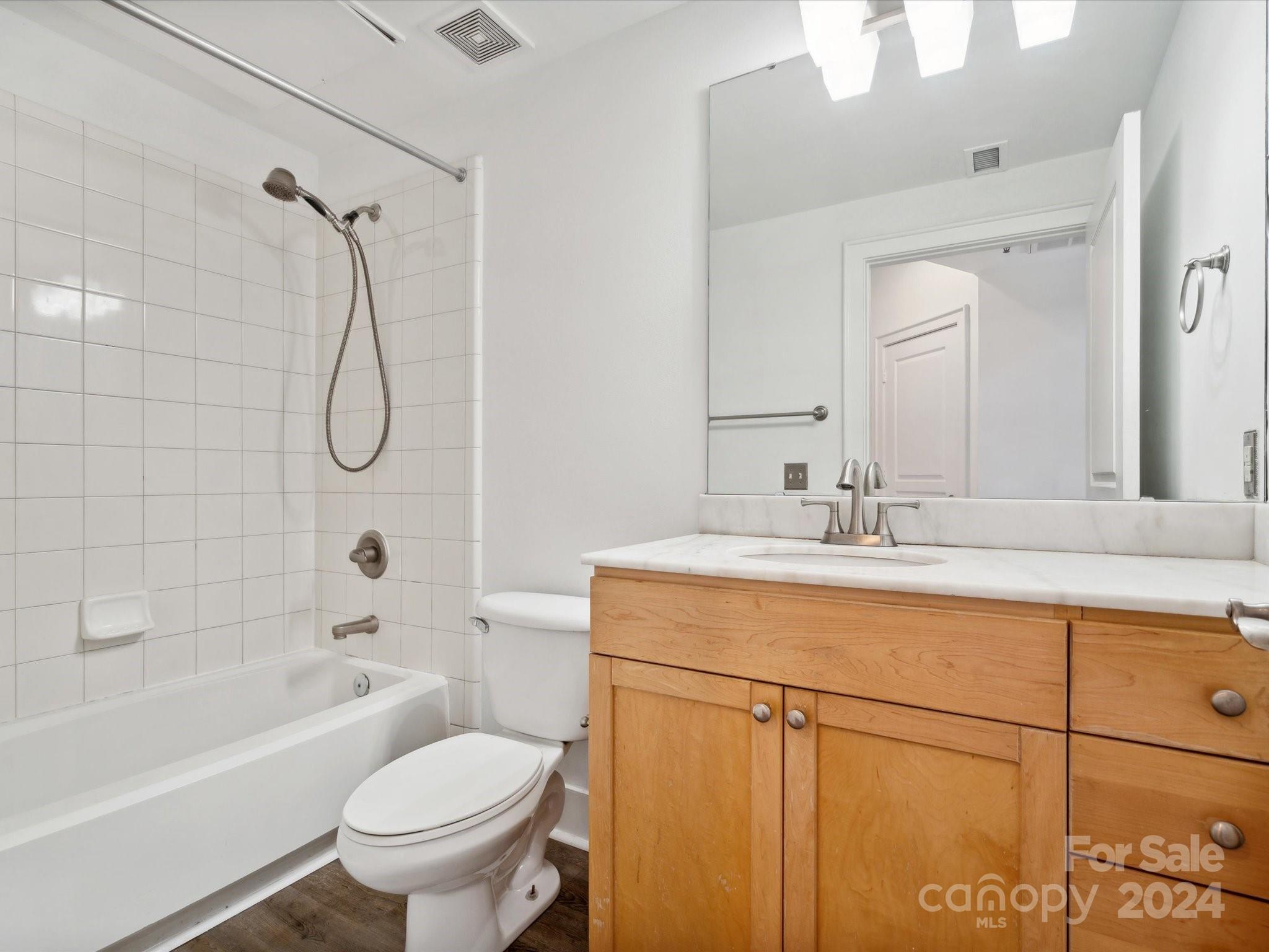 115 E Park Avenue Unit: 412