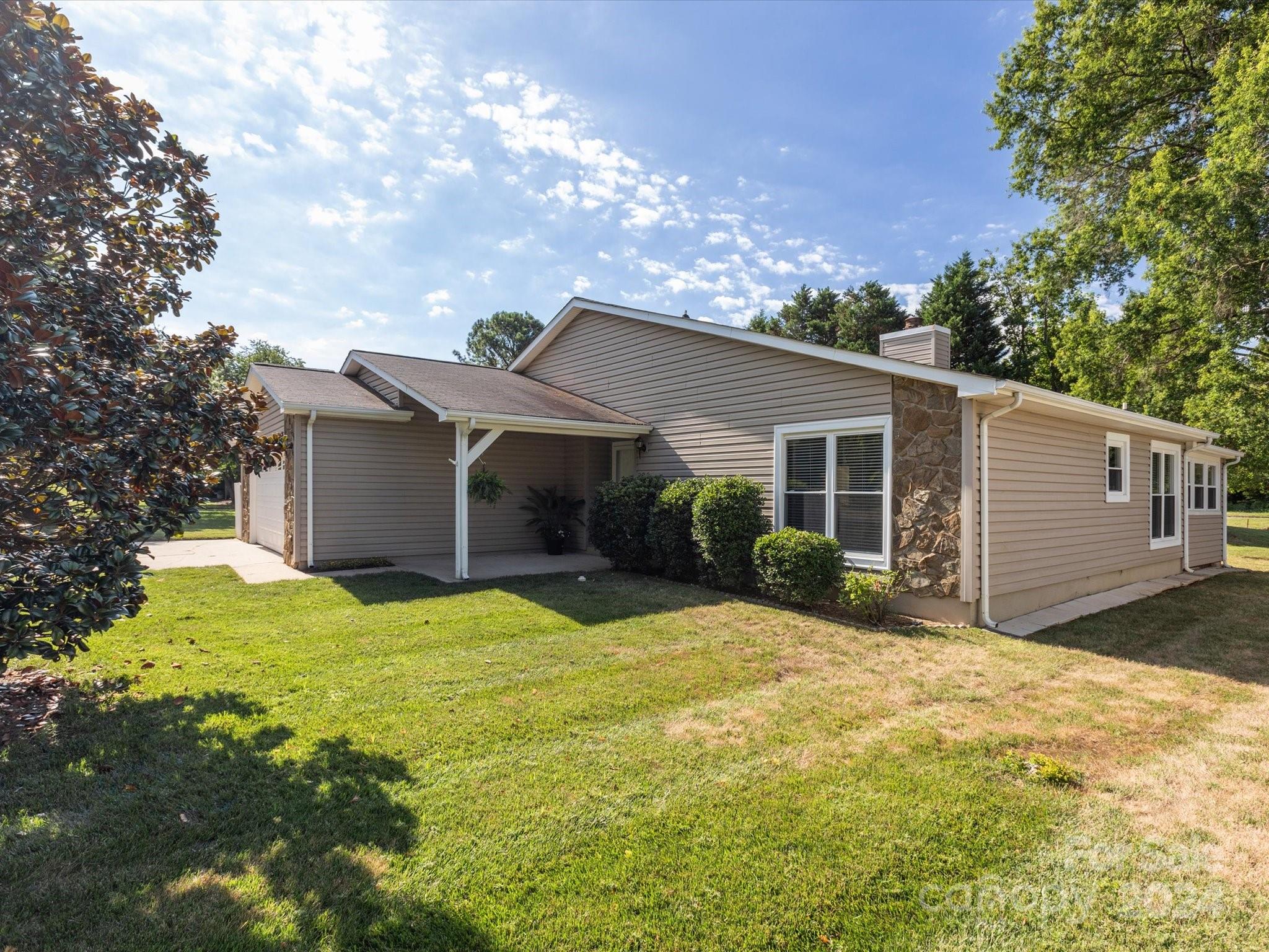 10039 Fairway Ridge Road