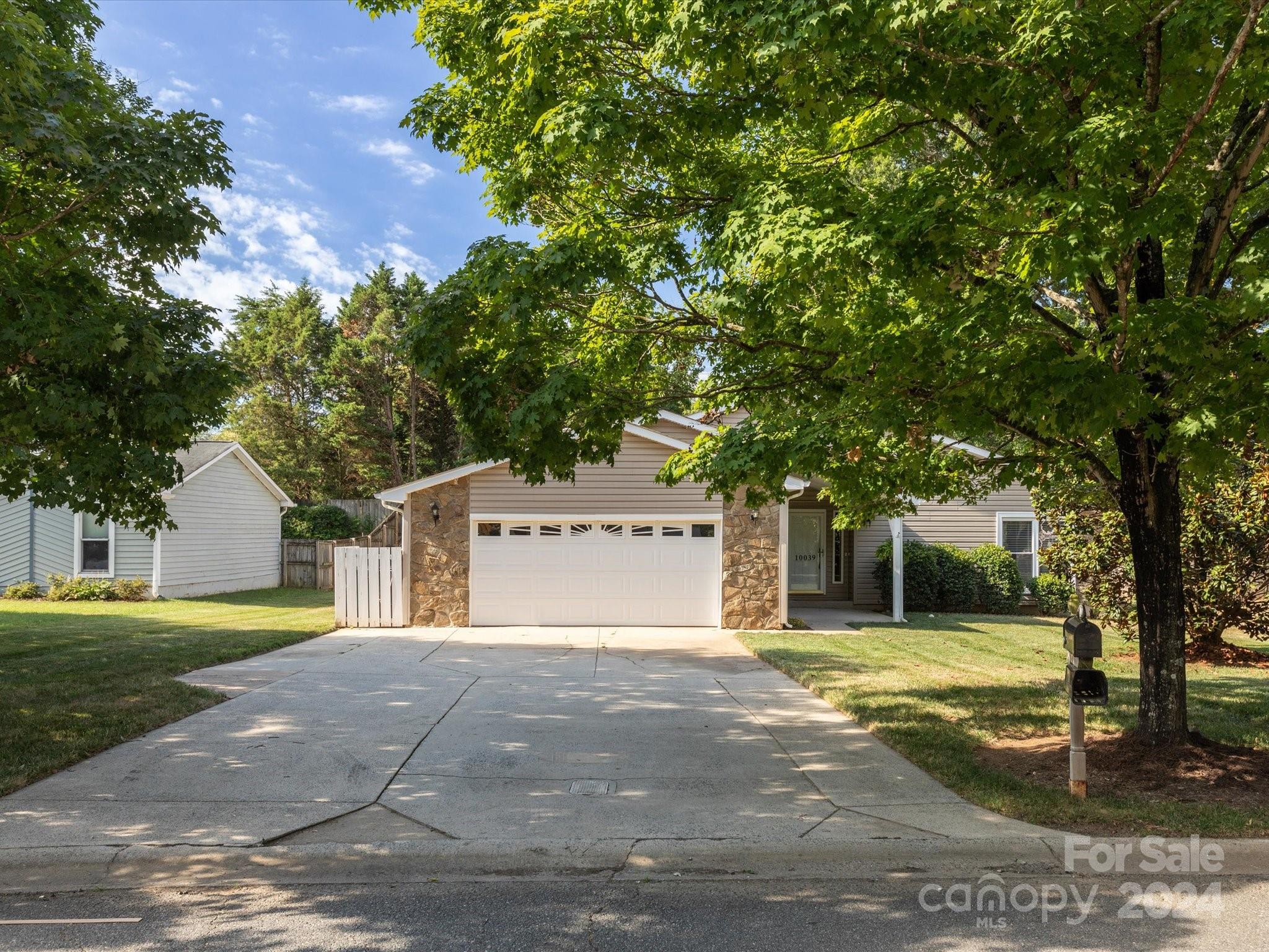 10039 Fairway Ridge Road