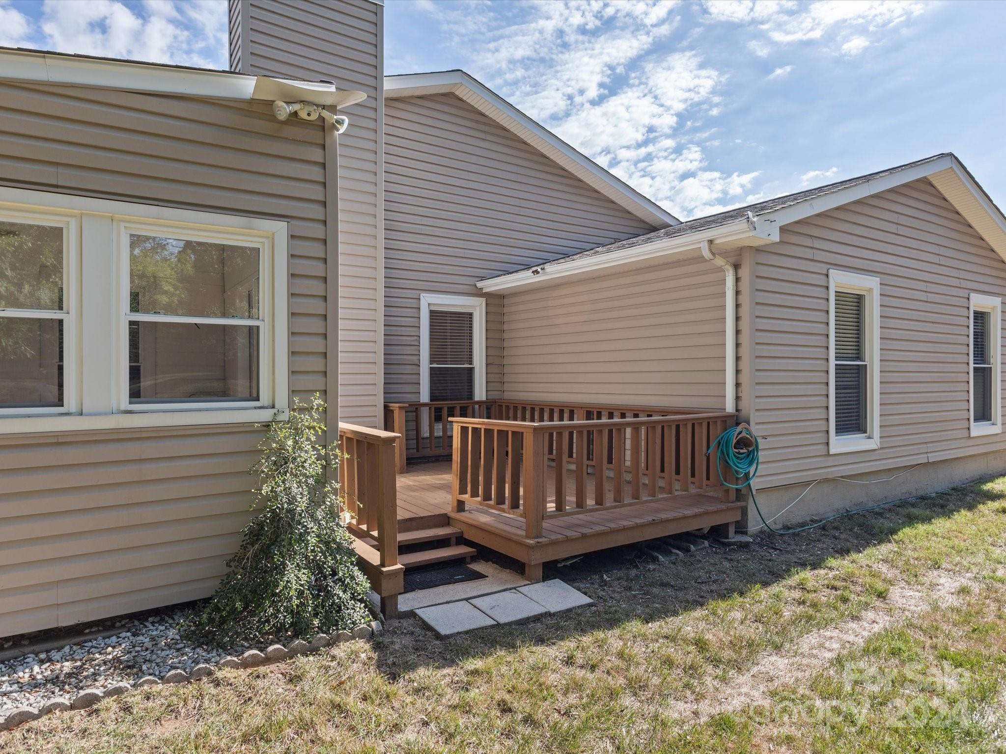 10039 Fairway Ridge Road