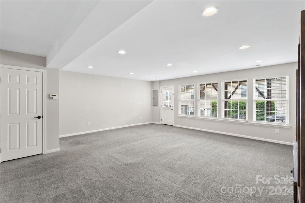 6316 Short Line Court