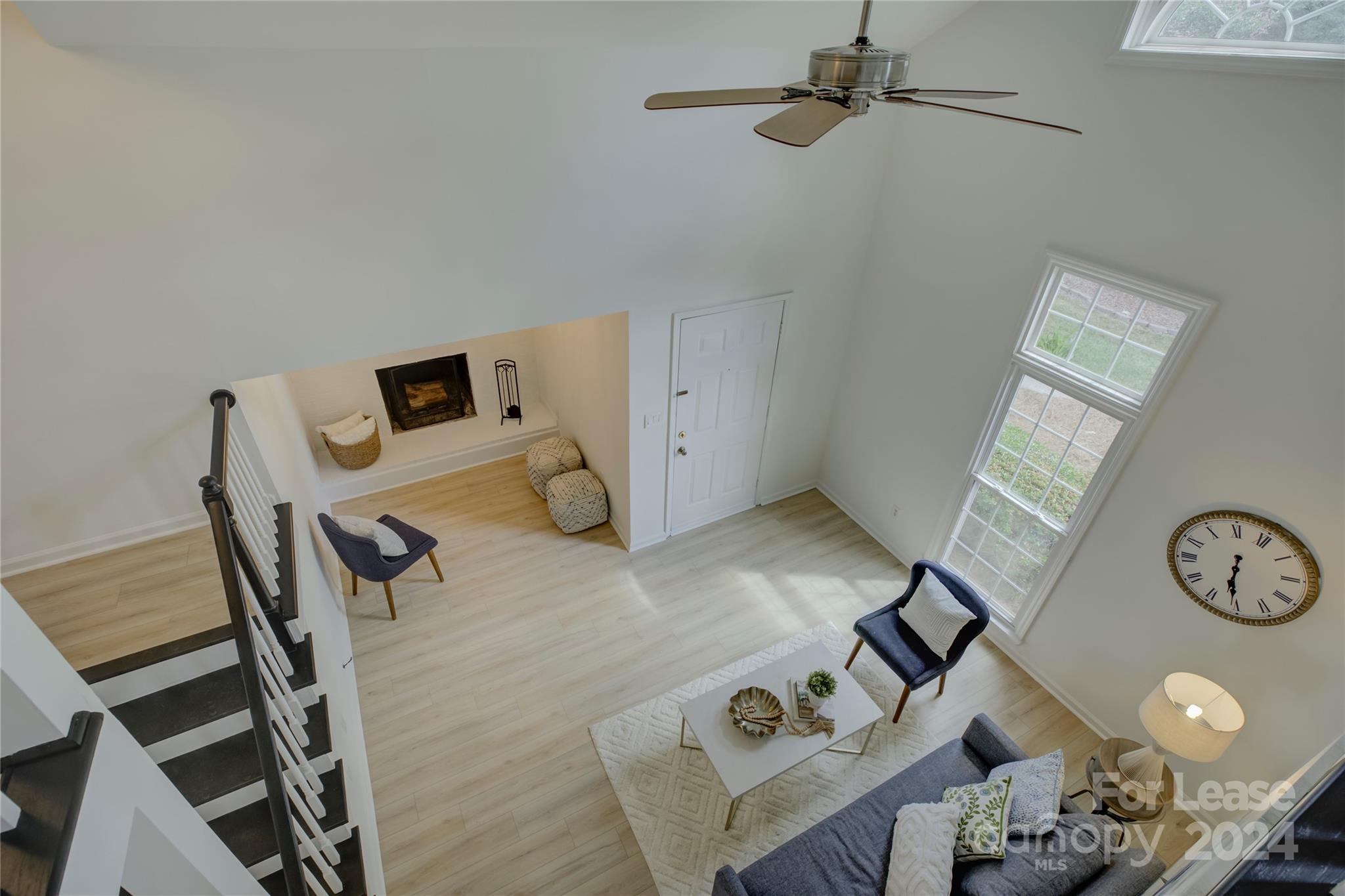 9238 N Vicksburg Park Court