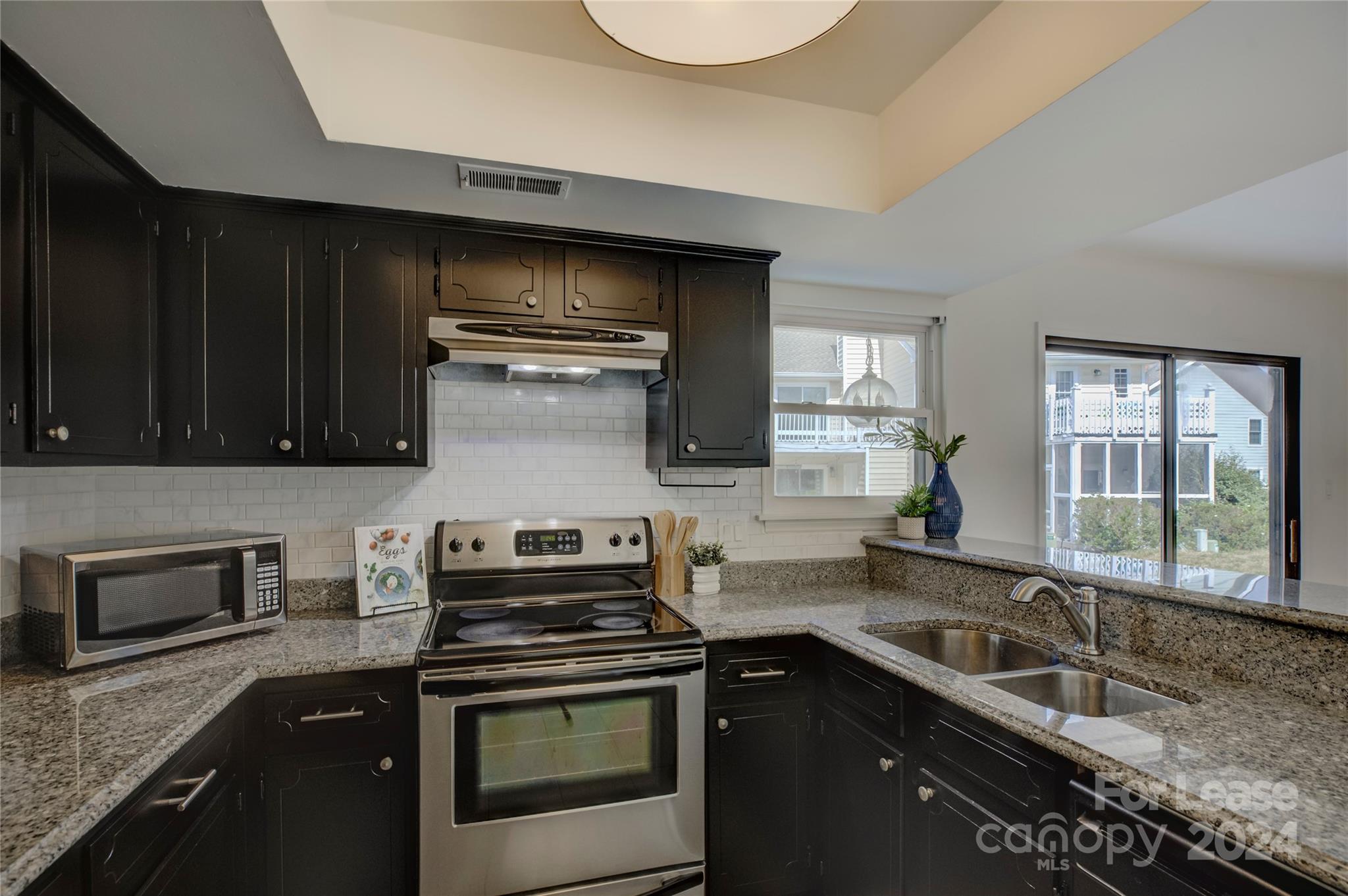 9238 N Vicksburg Park Court