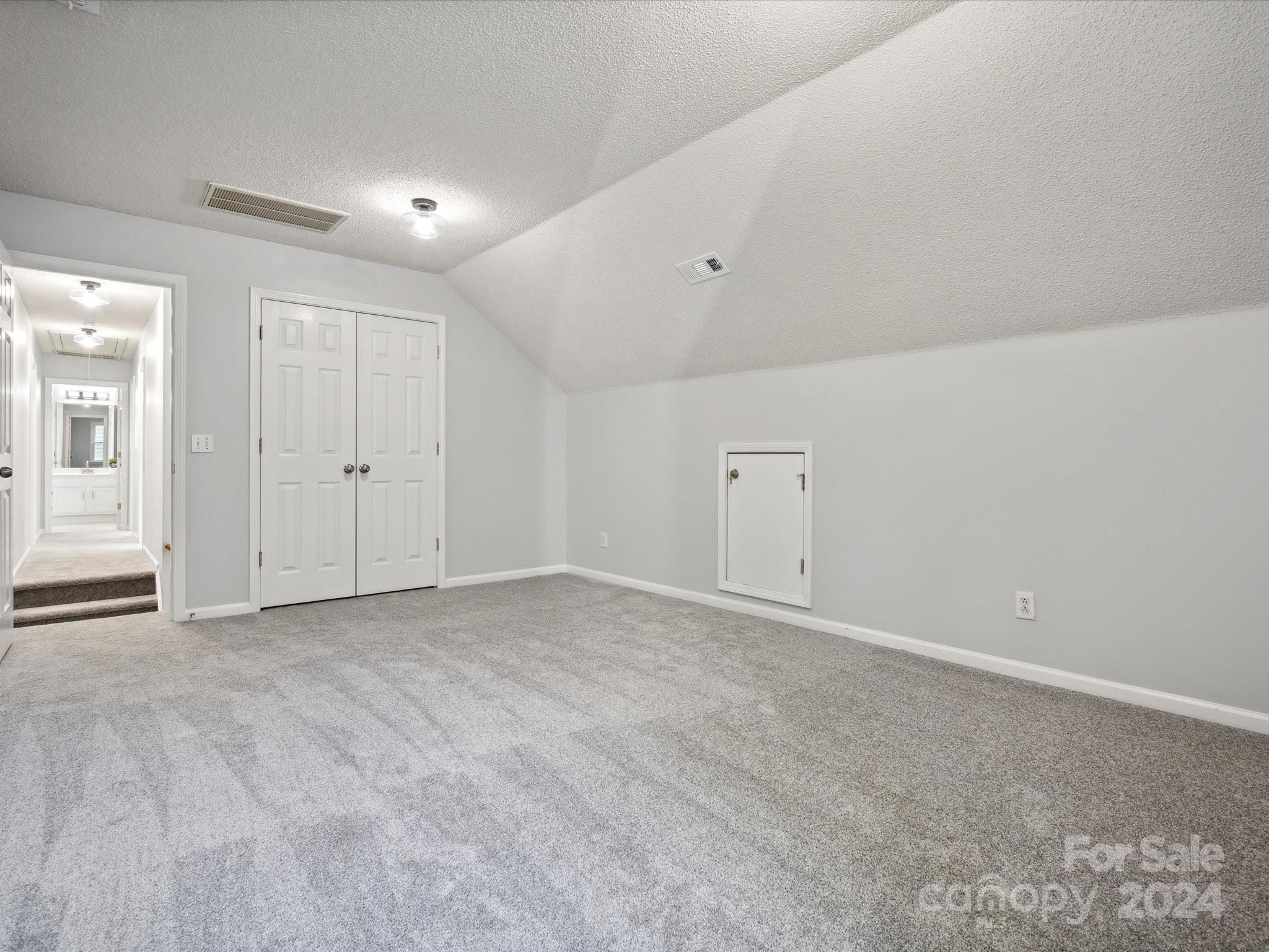 8504 Netherfield Court