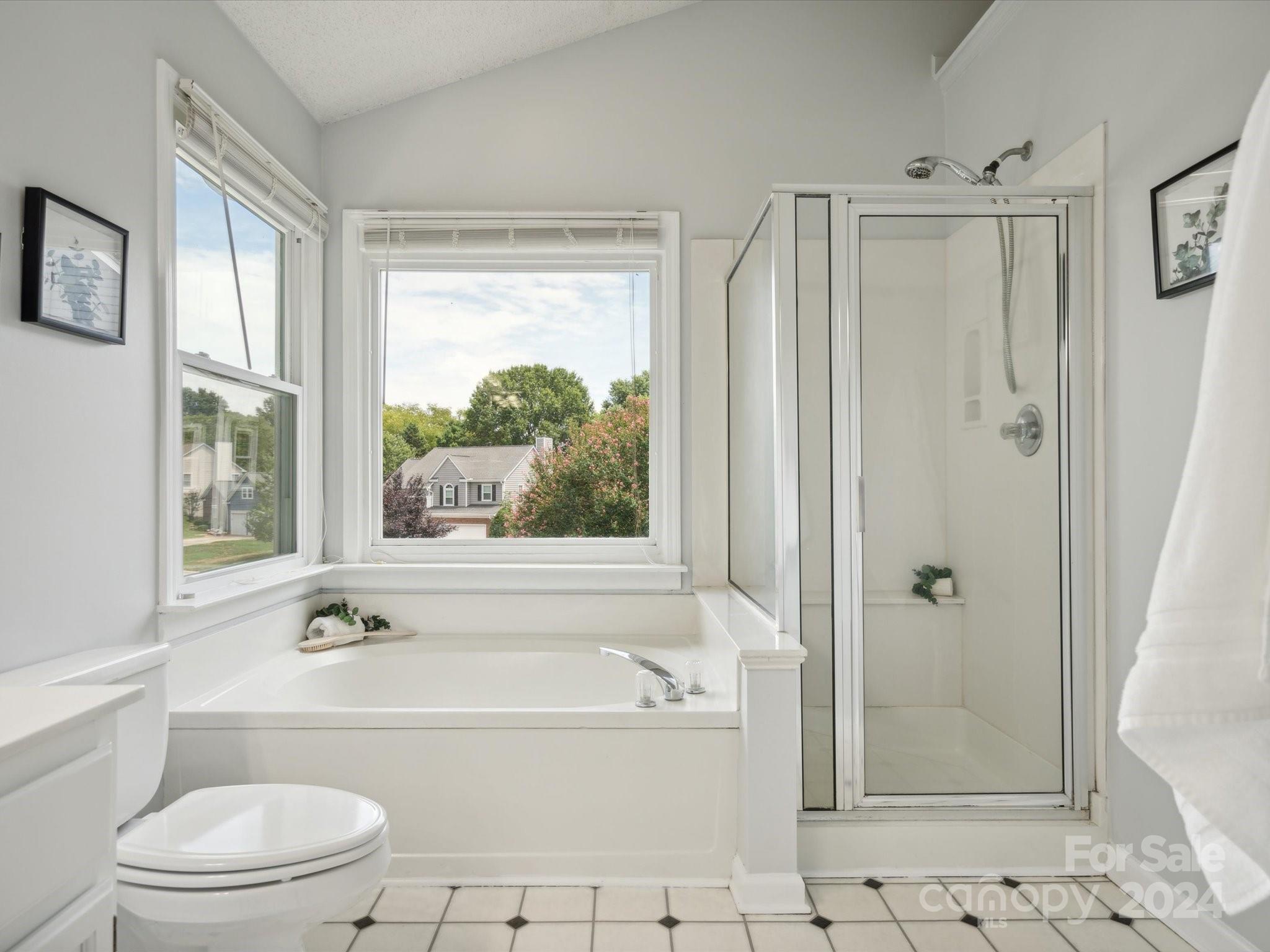 8504 Netherfield Court