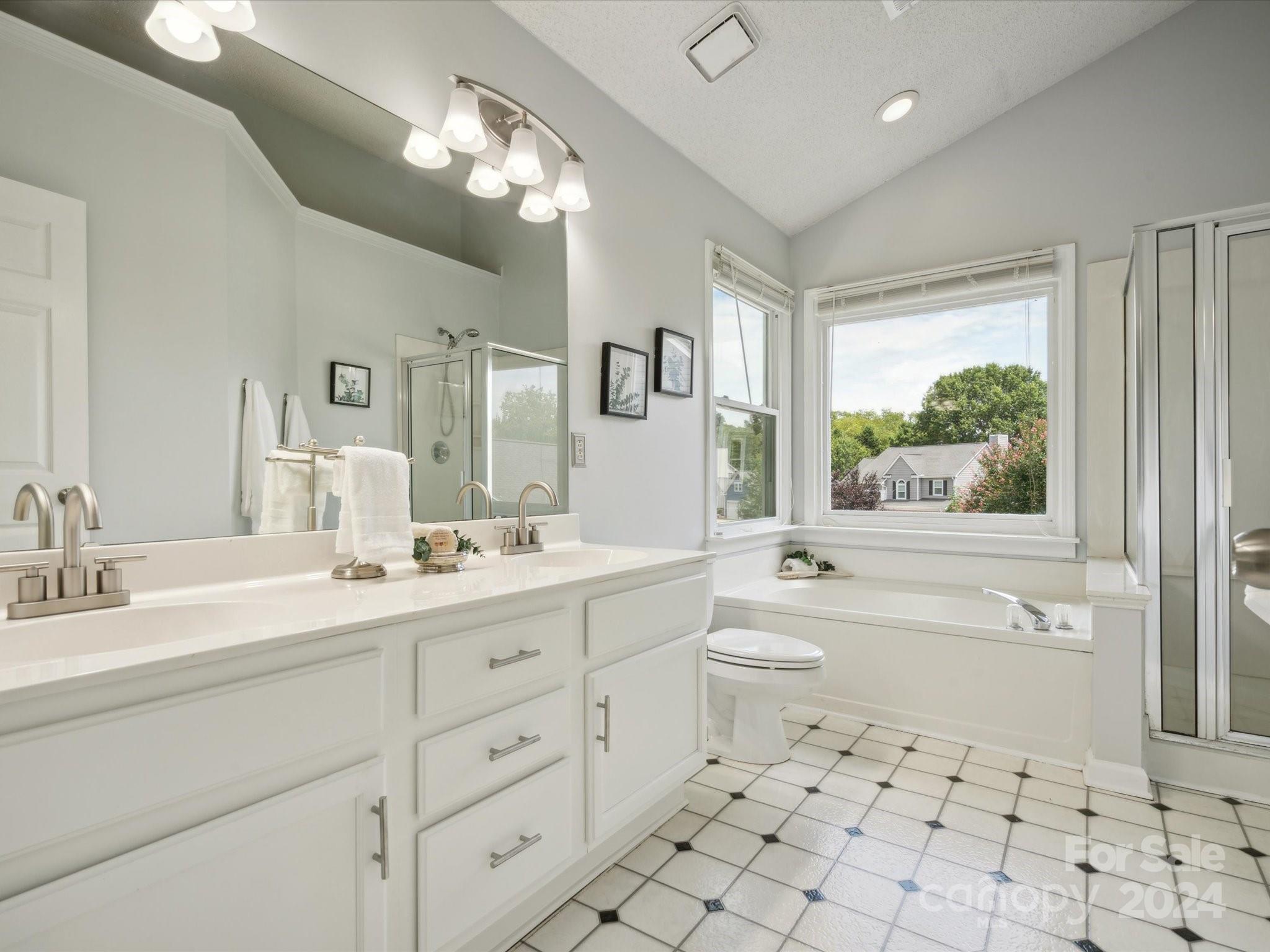 8504 Netherfield Court