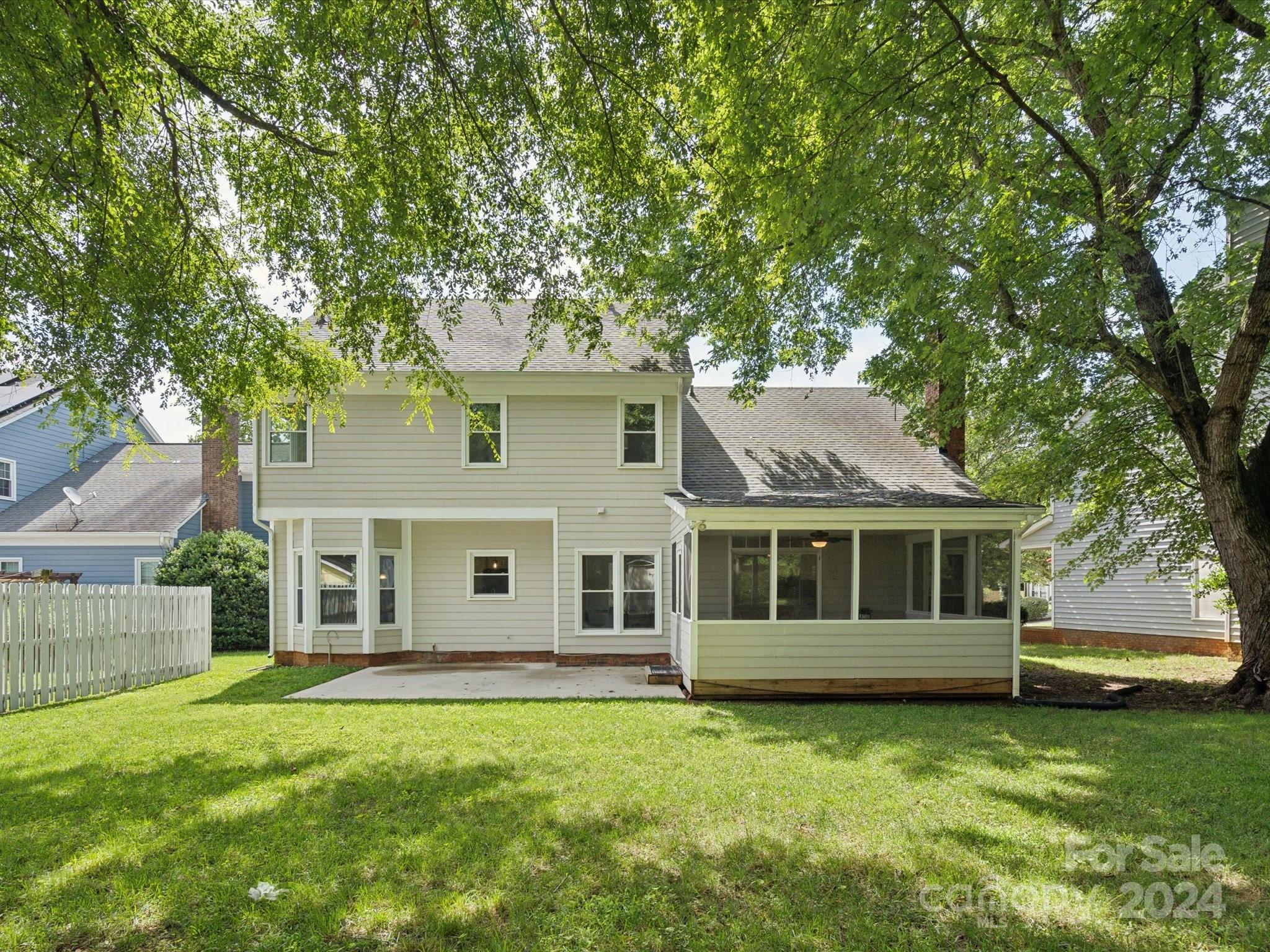 8504 Netherfield Court