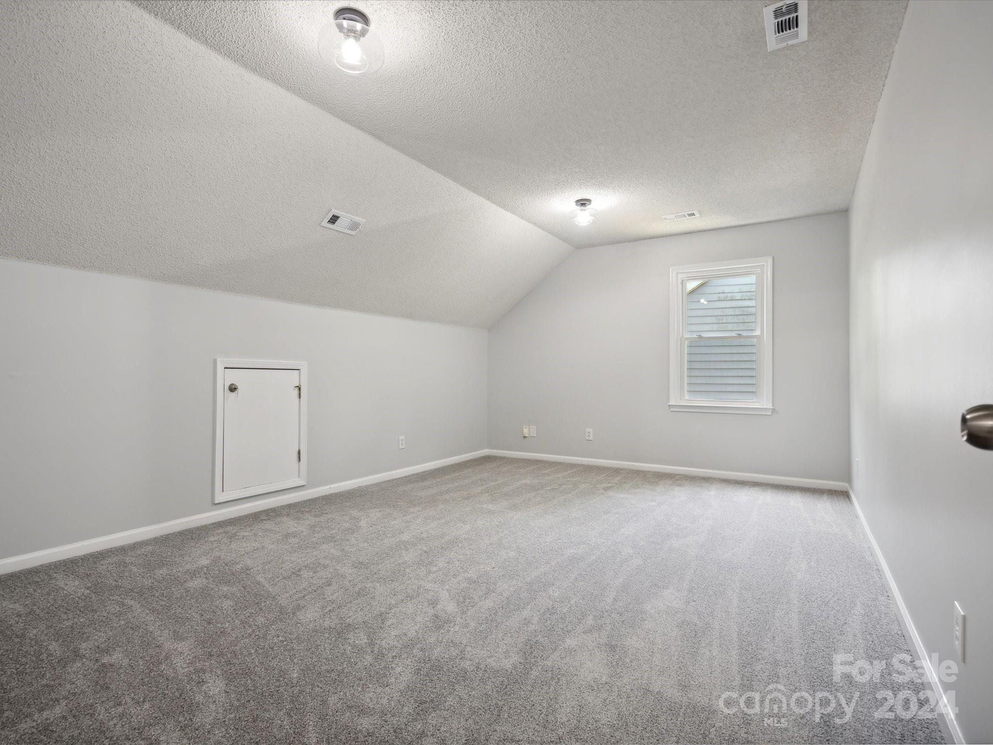 8504 Netherfield Court