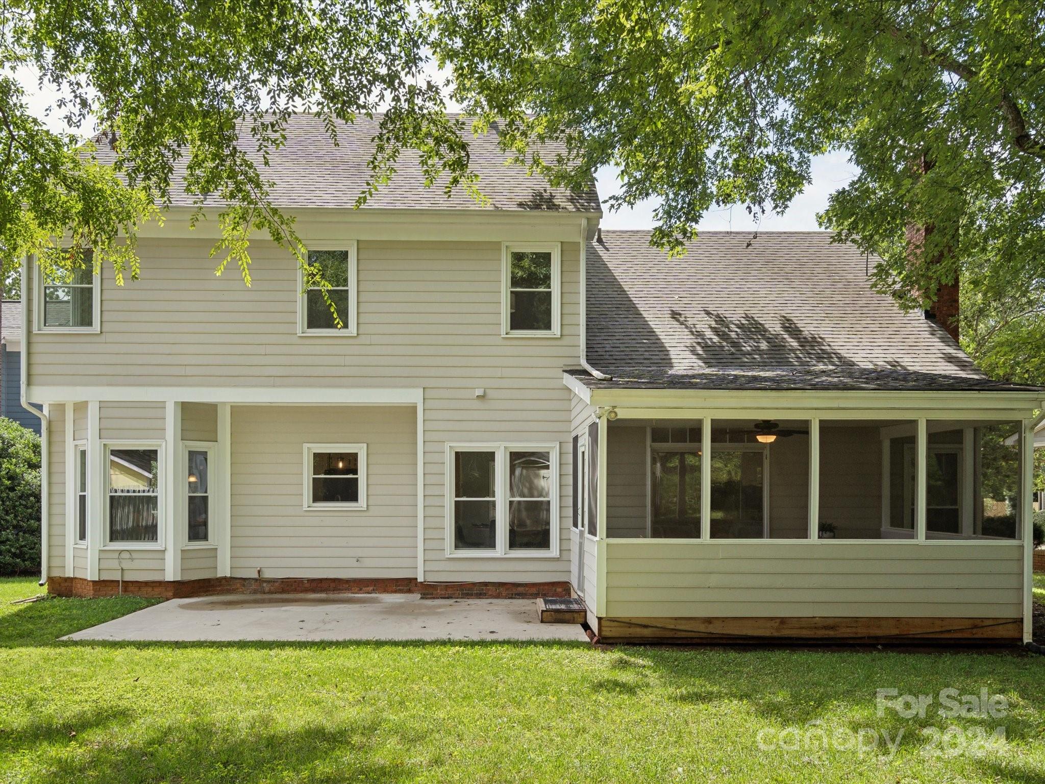 8504 Netherfield Court