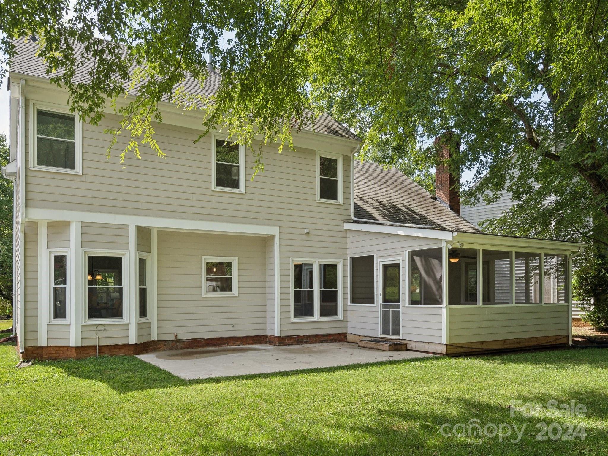 8504 Netherfield Court