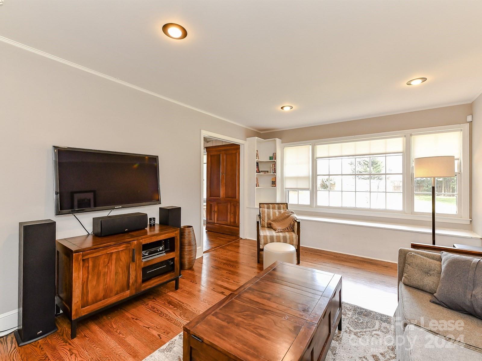 1615 Emerywood Drive